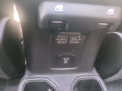 2022 Jeep Wrangler Unlimited Sahara 4x4