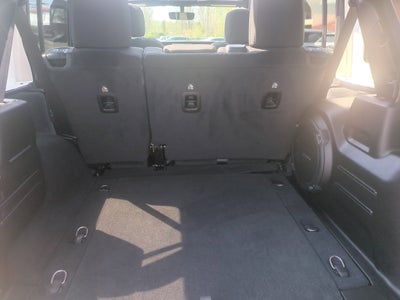 2022 Jeep Wrangler Unlimited Sahara 4x4