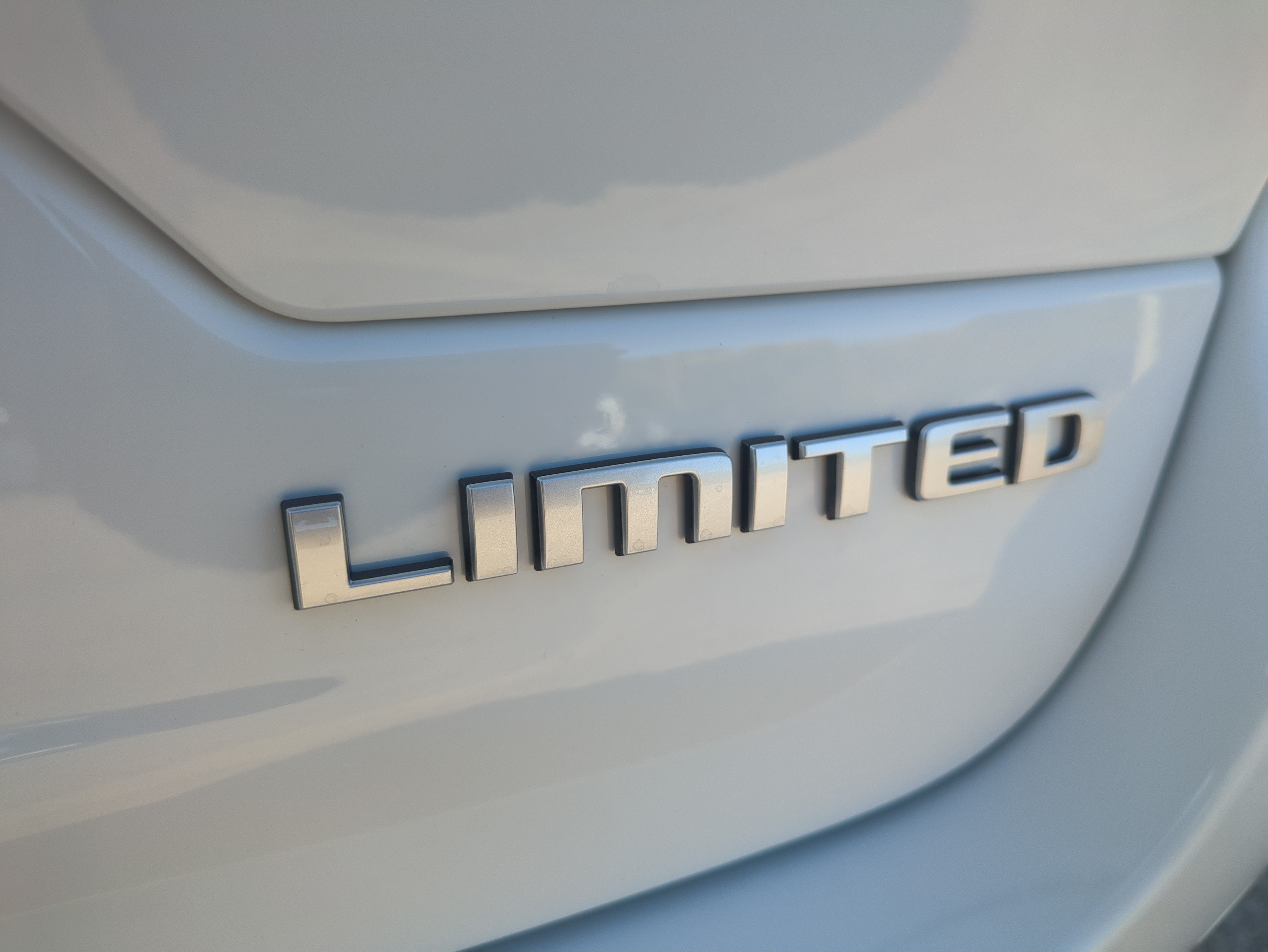 2027 Jeep Grand Cherokee GRAND CHEROKEE LIMITED 4X4