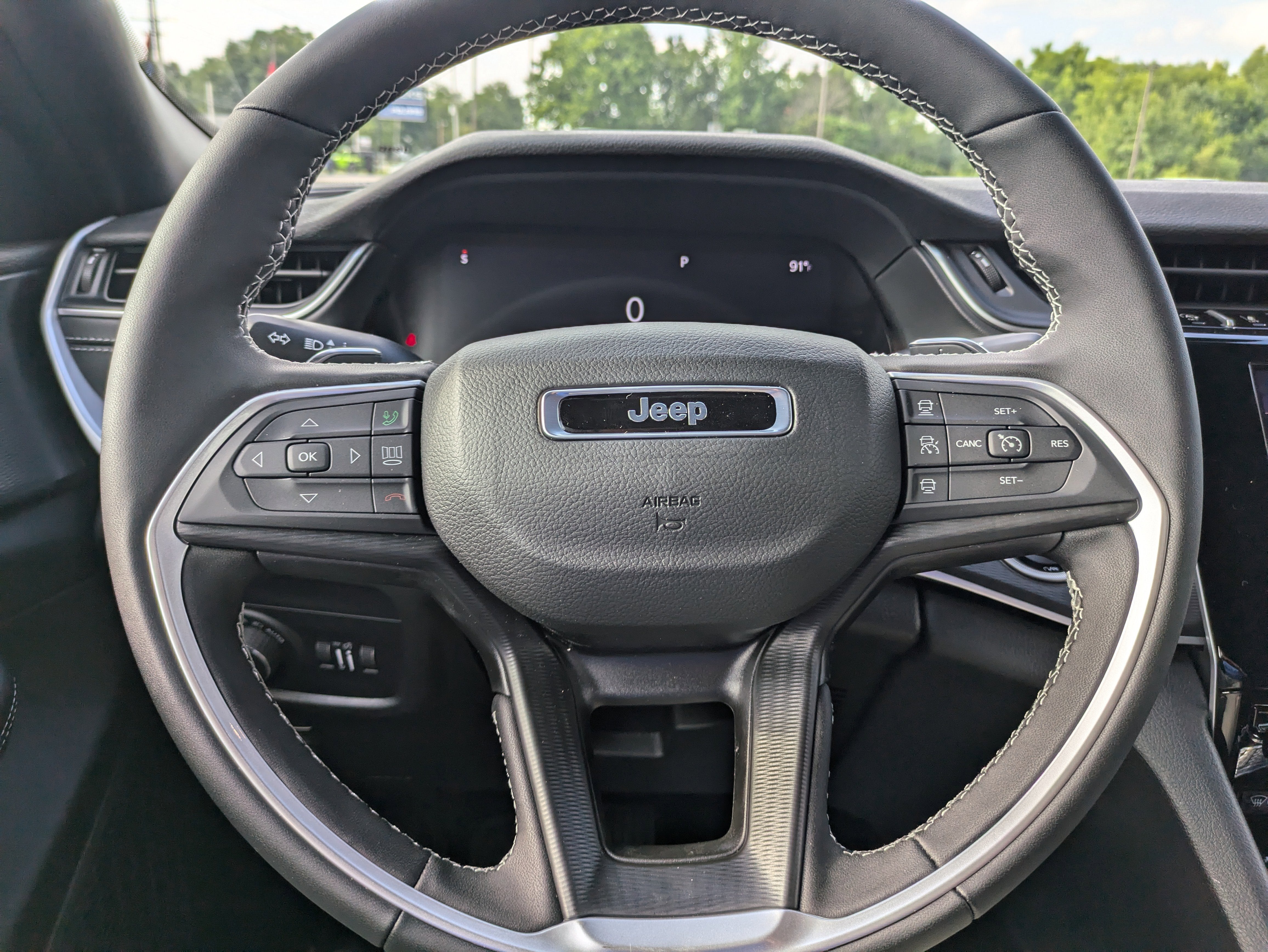 2025 Jeep Grand Cherokee GRAND CHEROKEE L ALTITUDE X 4X4