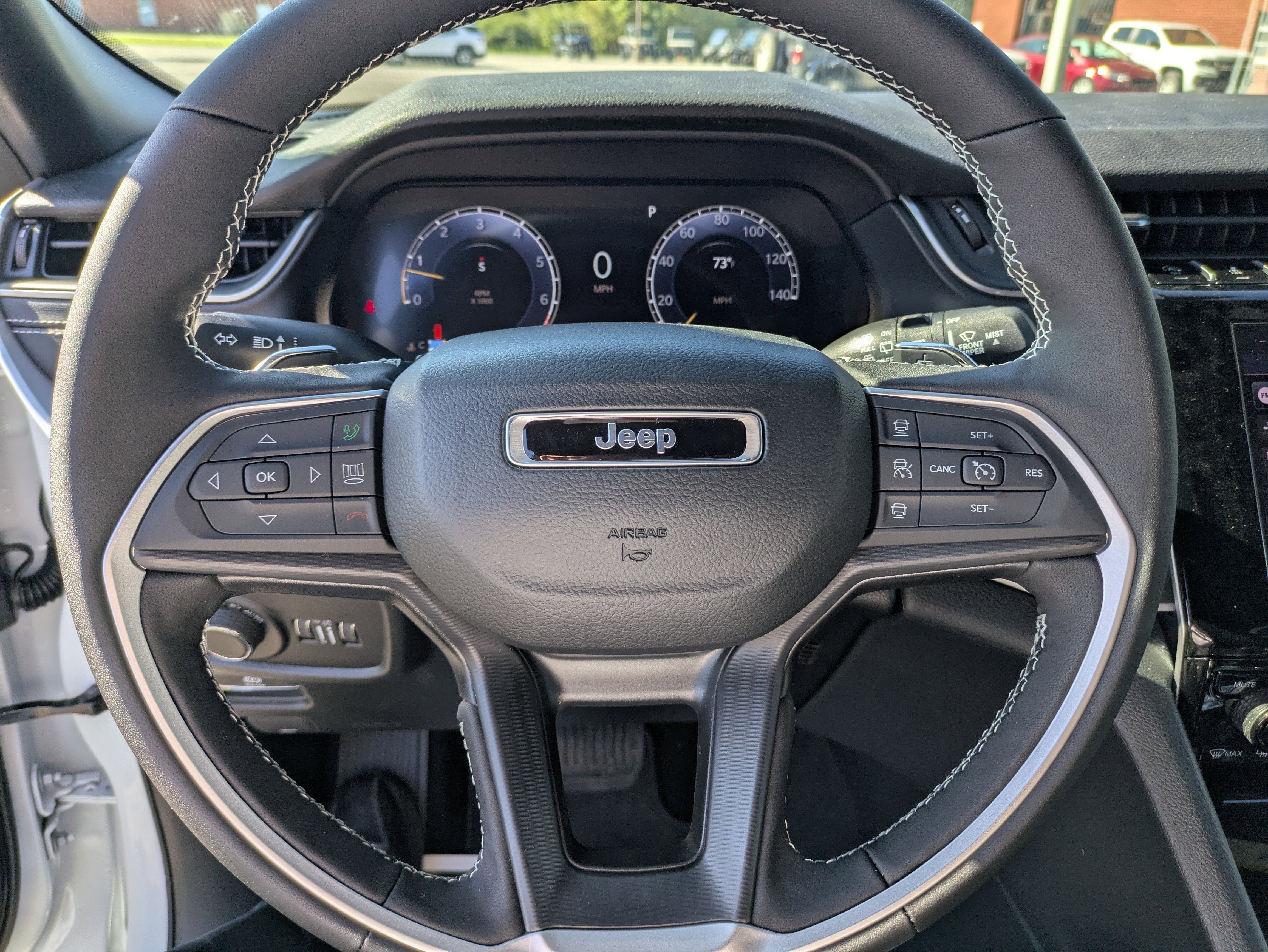 2025 Jeep Grand Cherokee GRAND CHEROKEE L ALTITUDE X 4X4