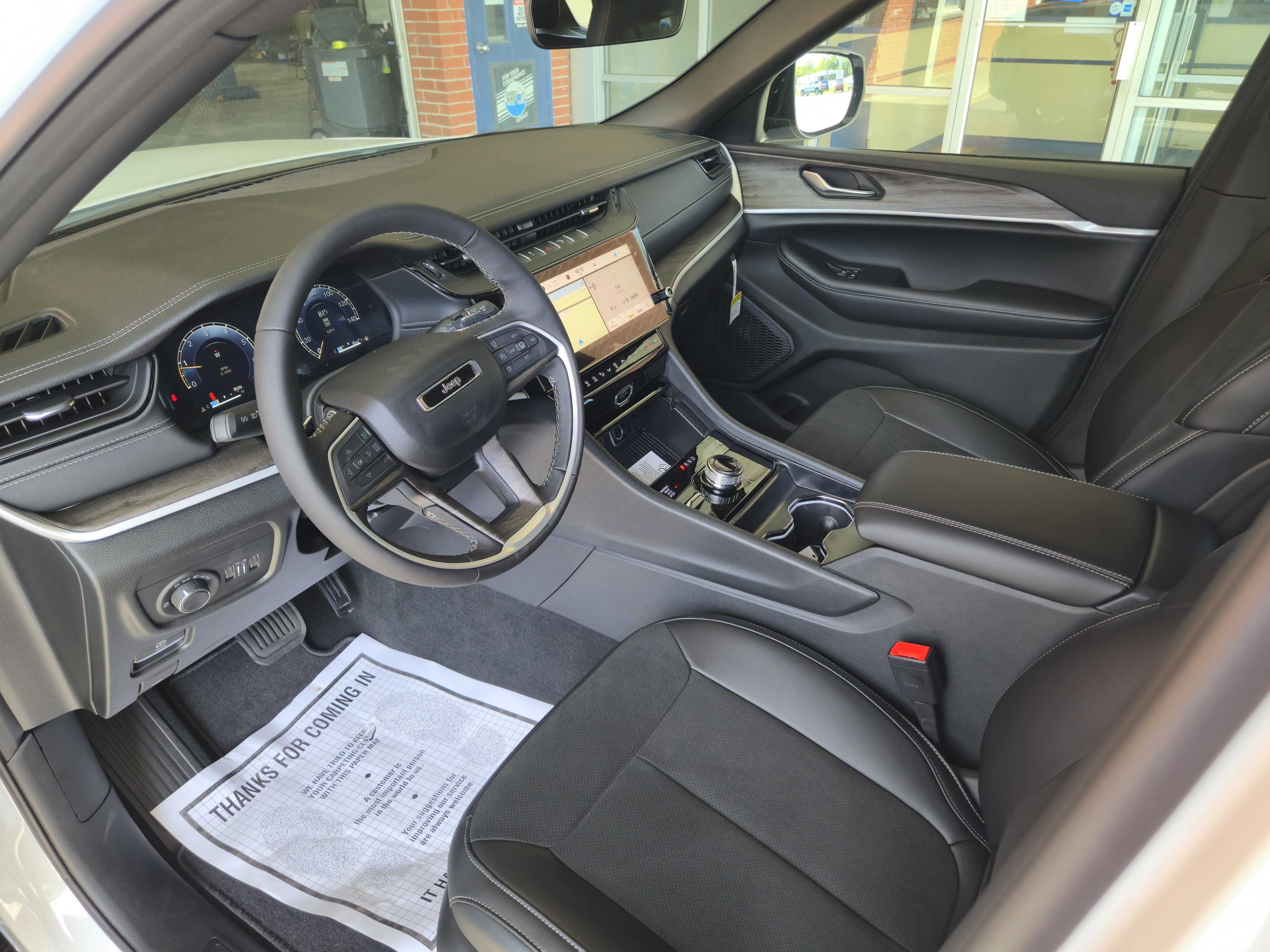 2026 Jeep Grand Cherokee GRAND CHEROKEE L LAREDO ALTITUDE 4X4