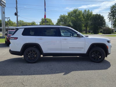 2026 Jeep Grand Cherokee GRAND CHEROKEE L LAREDO ALTITUDE 4X4