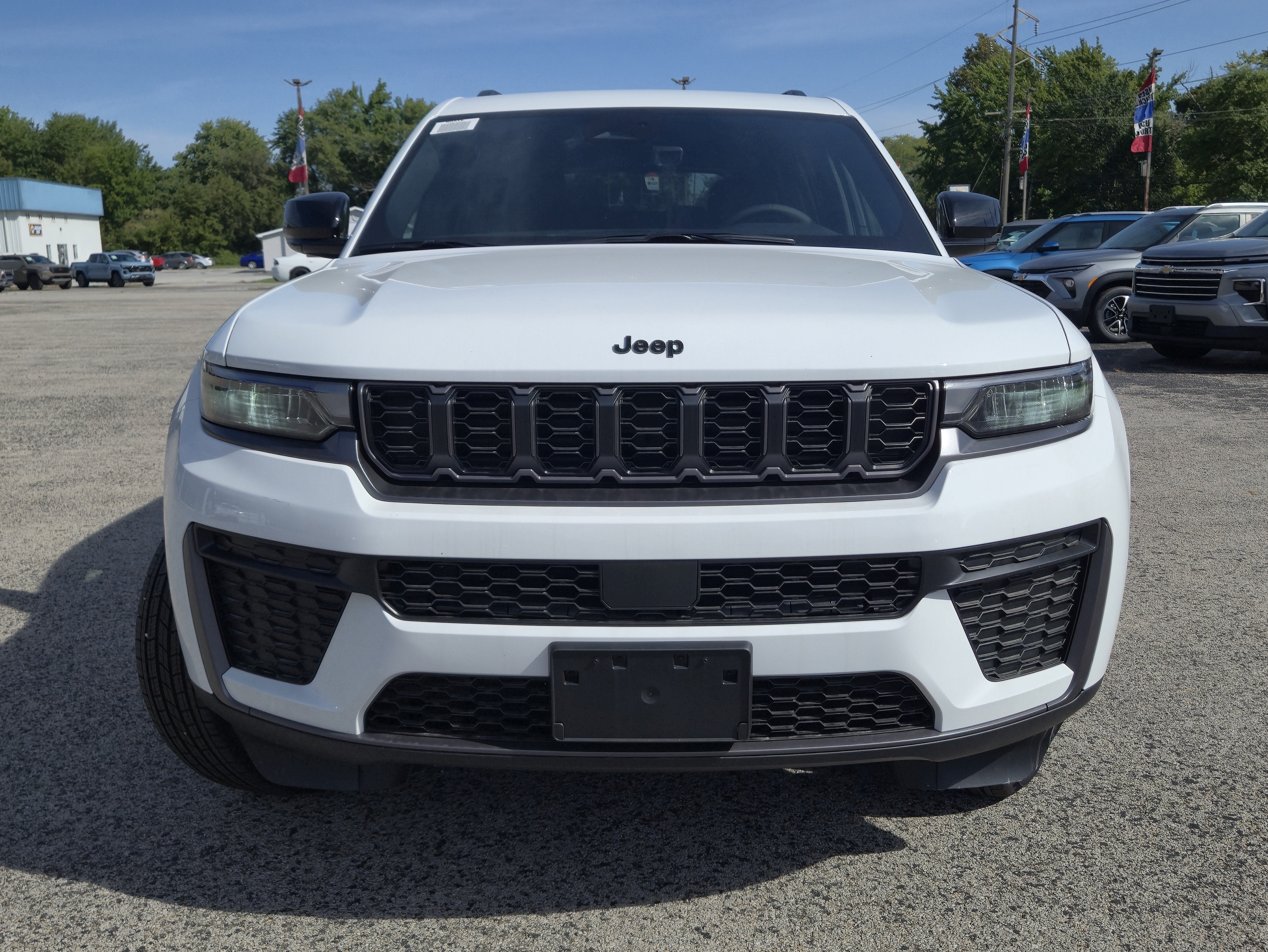 2026 Jeep Grand Cherokee GRAND CHEROKEE L LAREDO ALTITUDE 4X4