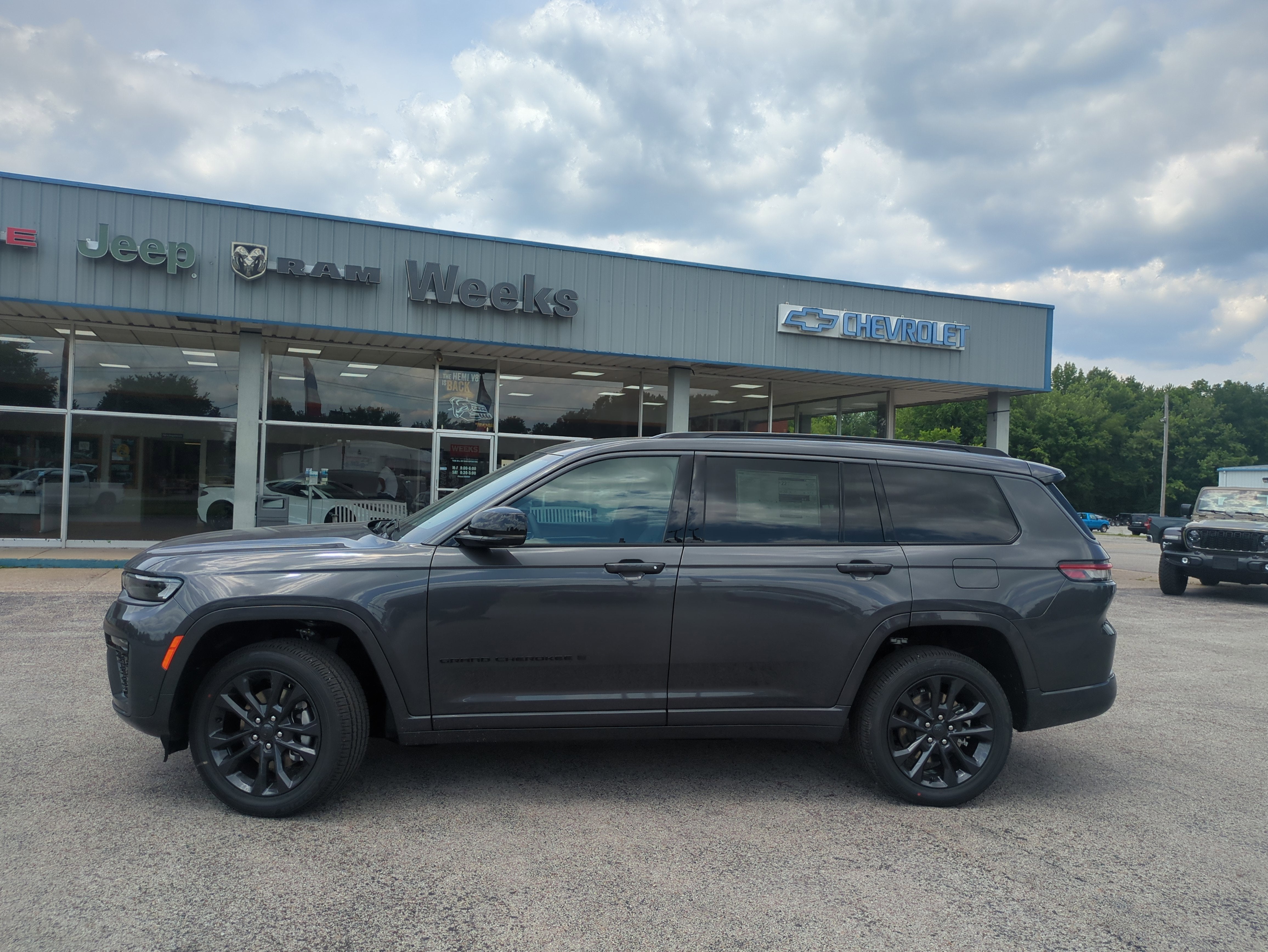 2026 Jeep Grand Cherokee GRAND CHEROKEE L LIMITED RESERVE 4X4