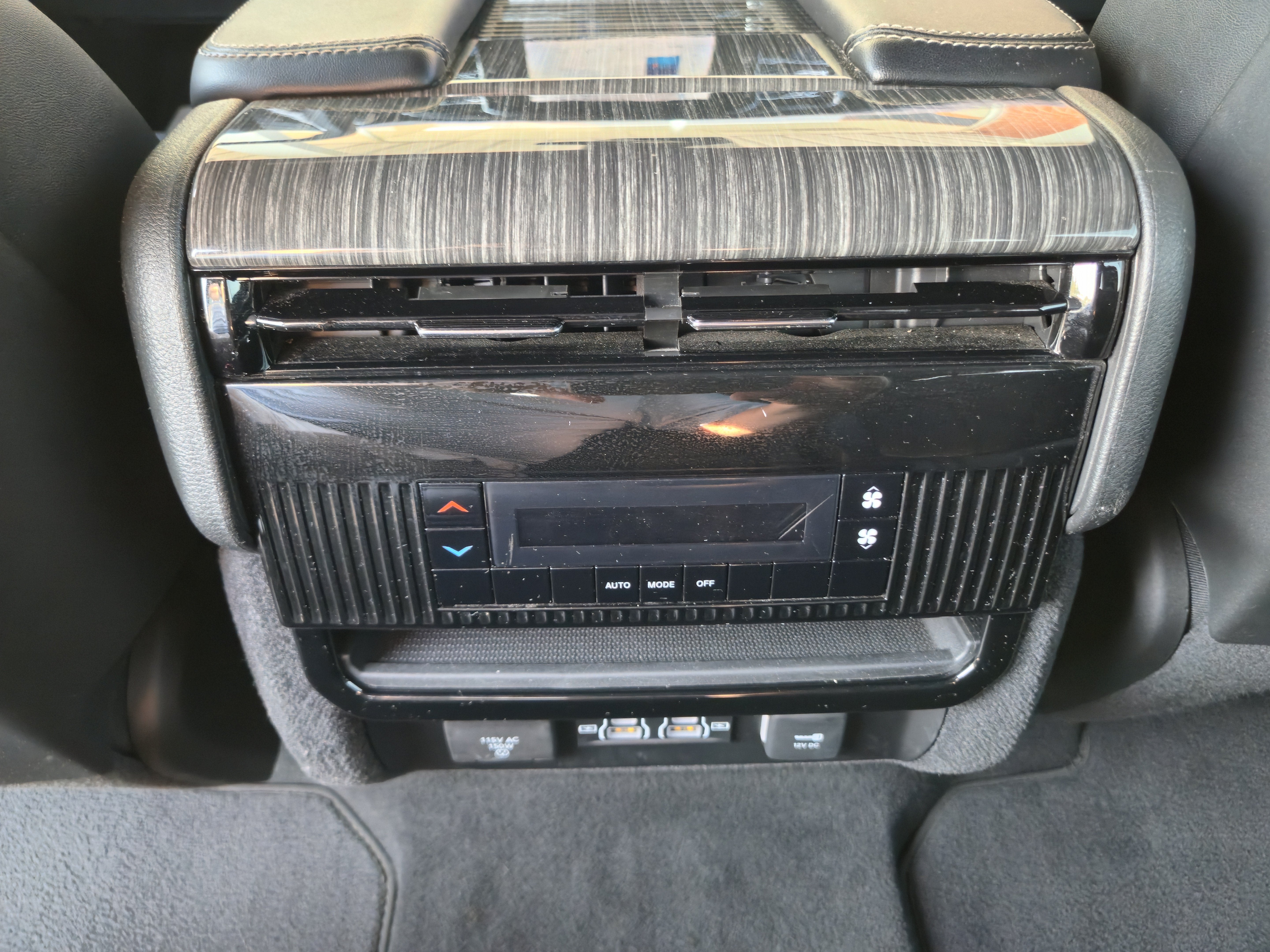 2022 Jeep Wagoneer Series II 4x4