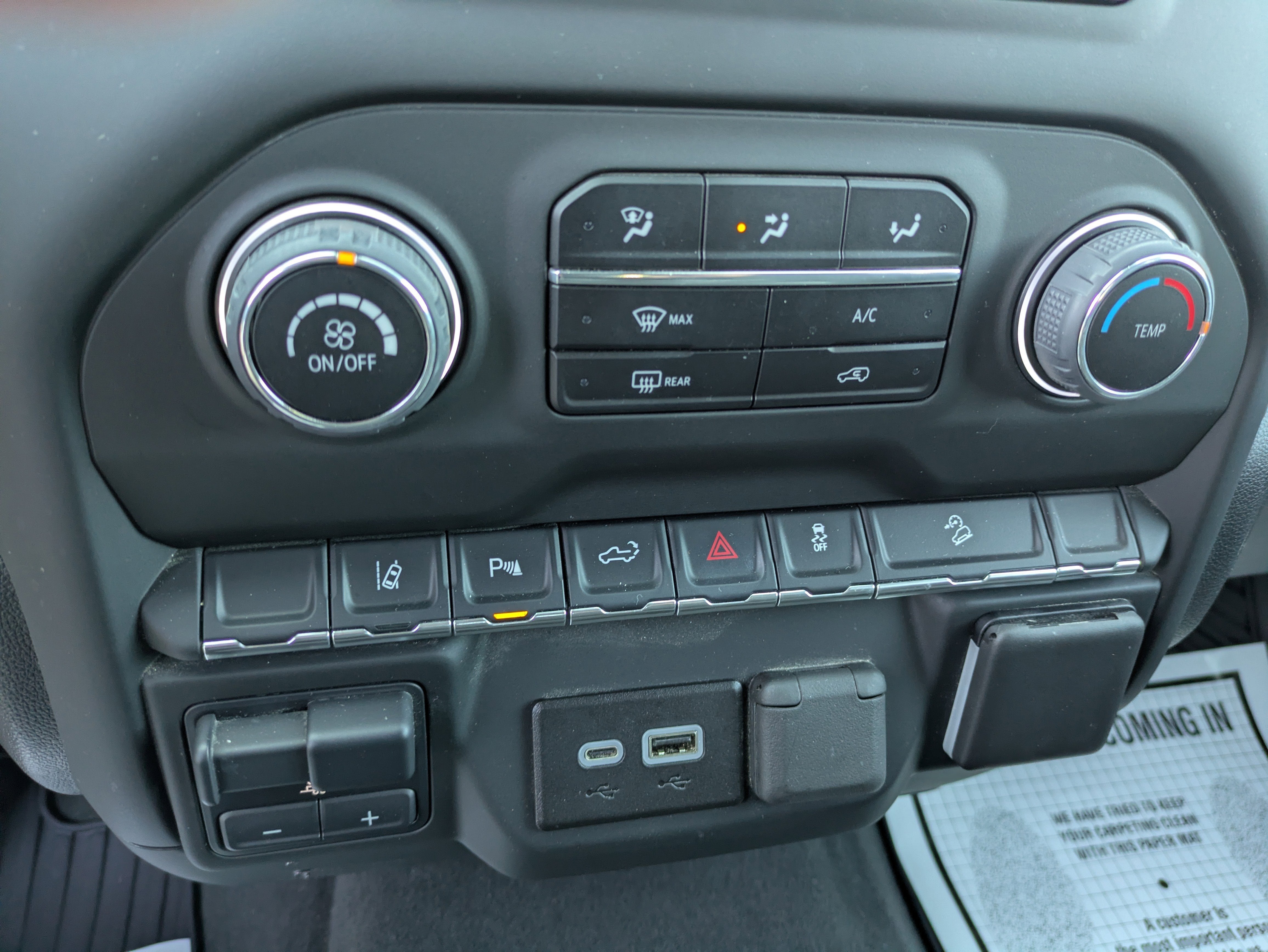 2024 Chevrolet Silverado 2500HD 4WD Crew Cab Standard Bed Custom