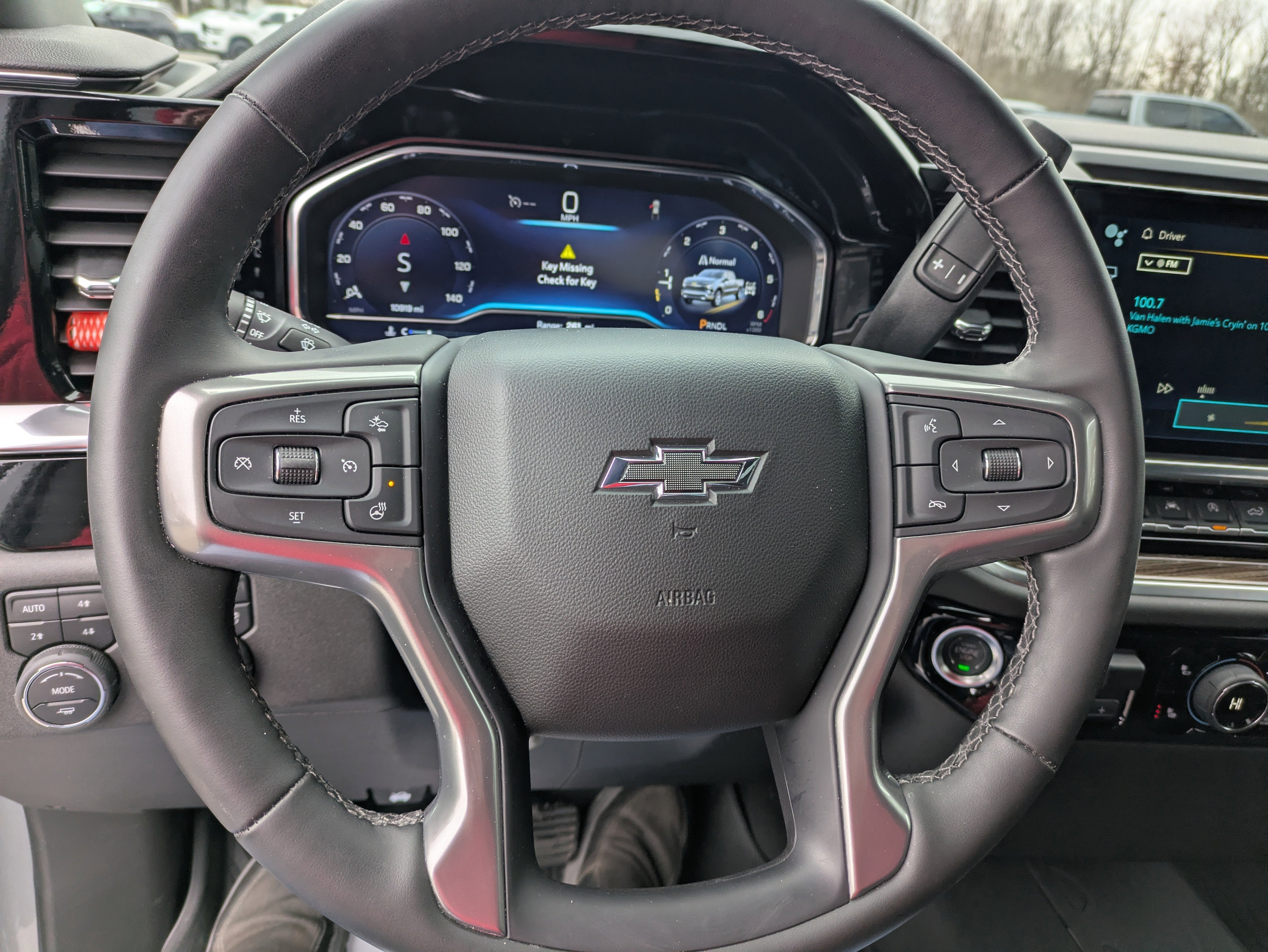 2025 Chevrolet Silverado 1500 4WD Crew Cab Short Bed RST