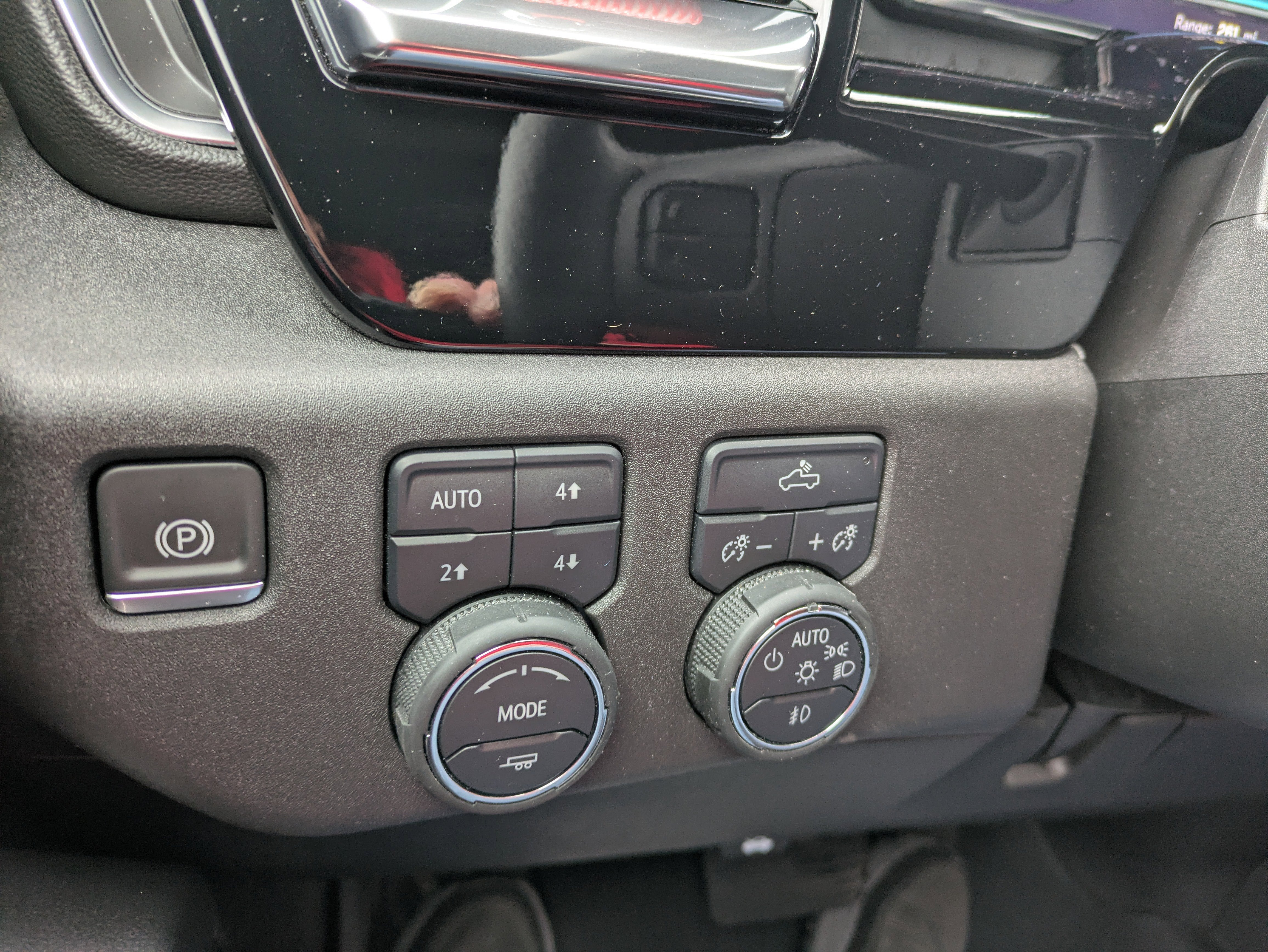 2025 Chevrolet Silverado 1500 4WD Crew Cab Short Bed RST