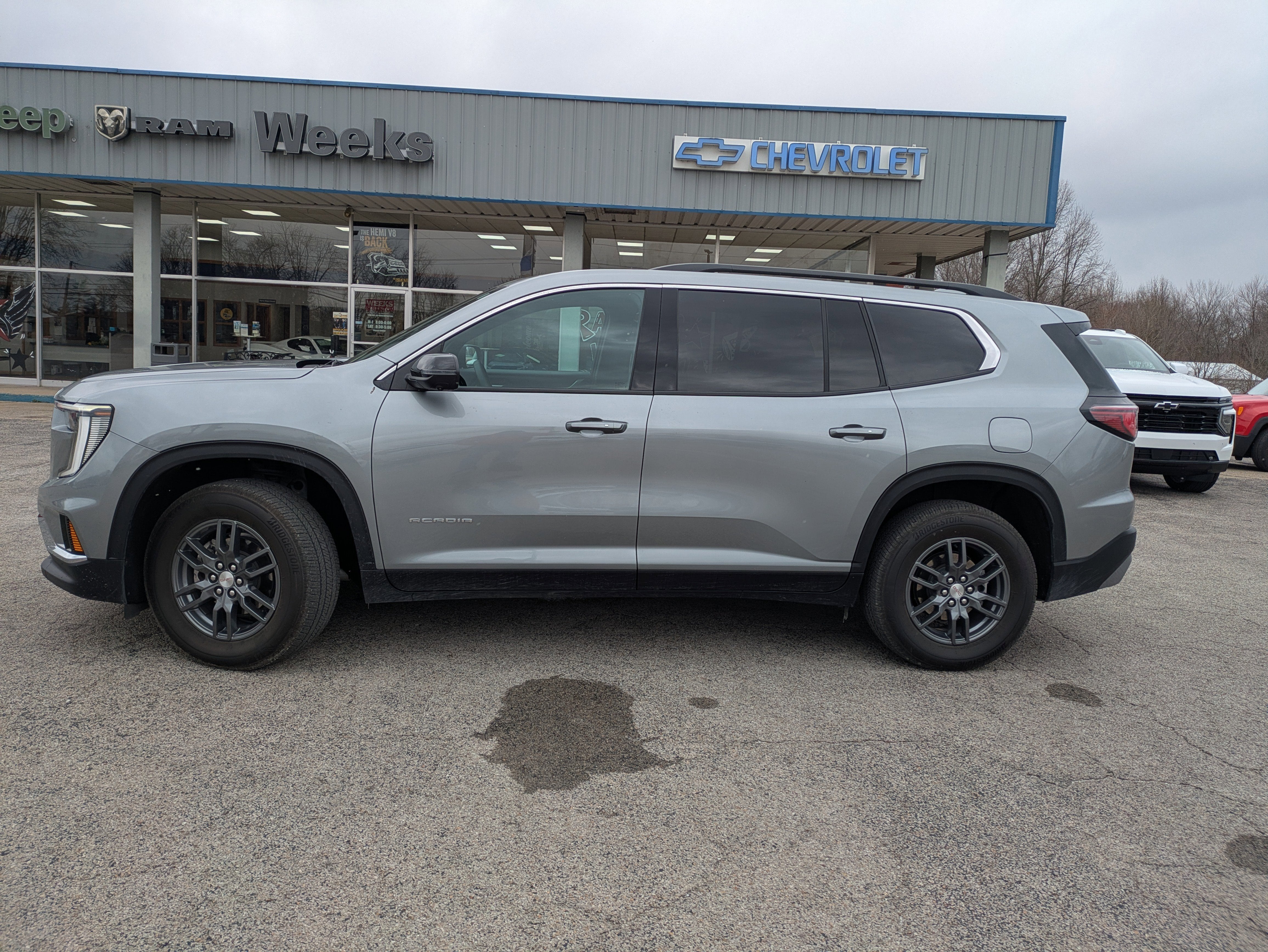 2025 GMC Acadia AWD Elevation