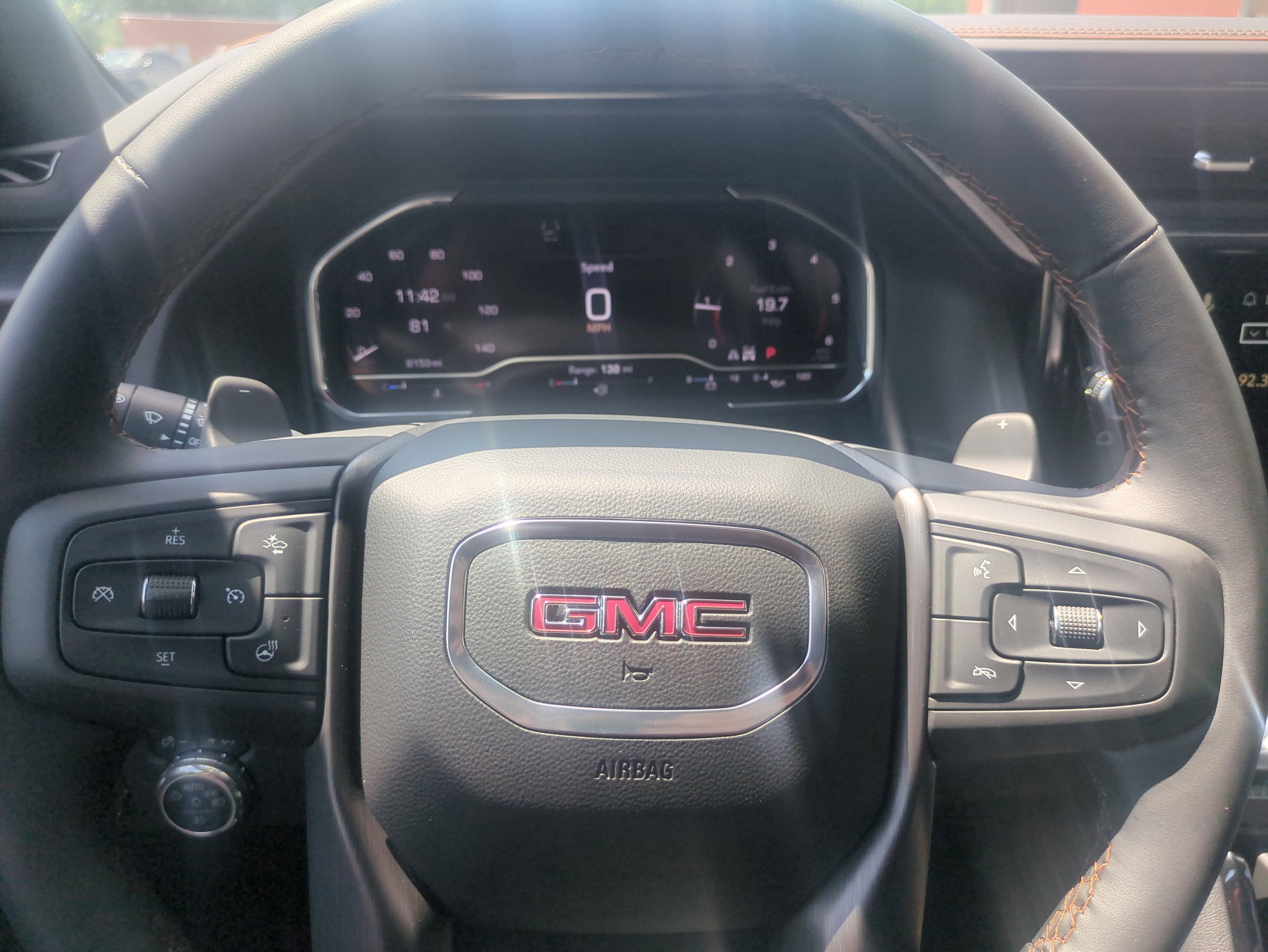 2025 GMC Sierra 1500 4WD Crew Cab Short Box AT4