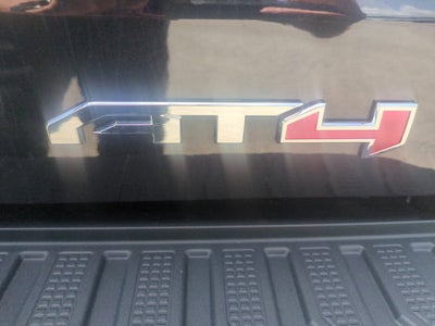 2025 GMC Sierra 1500 4WD Crew Cab Short Box AT4