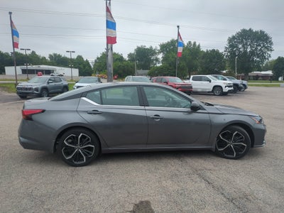 2024 Nissan Altima SR FWD