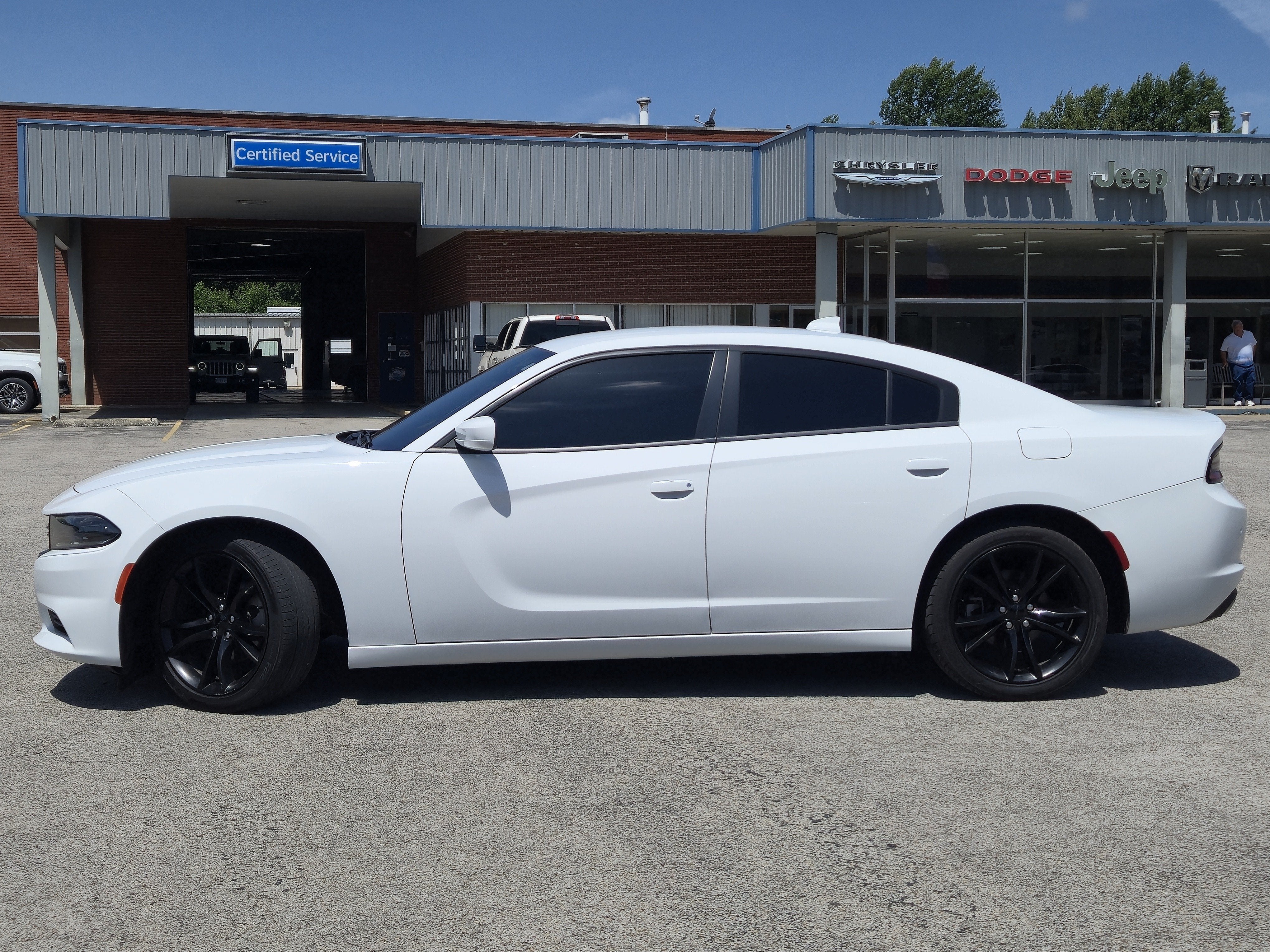 2022 Dodge Charger SXT RWD