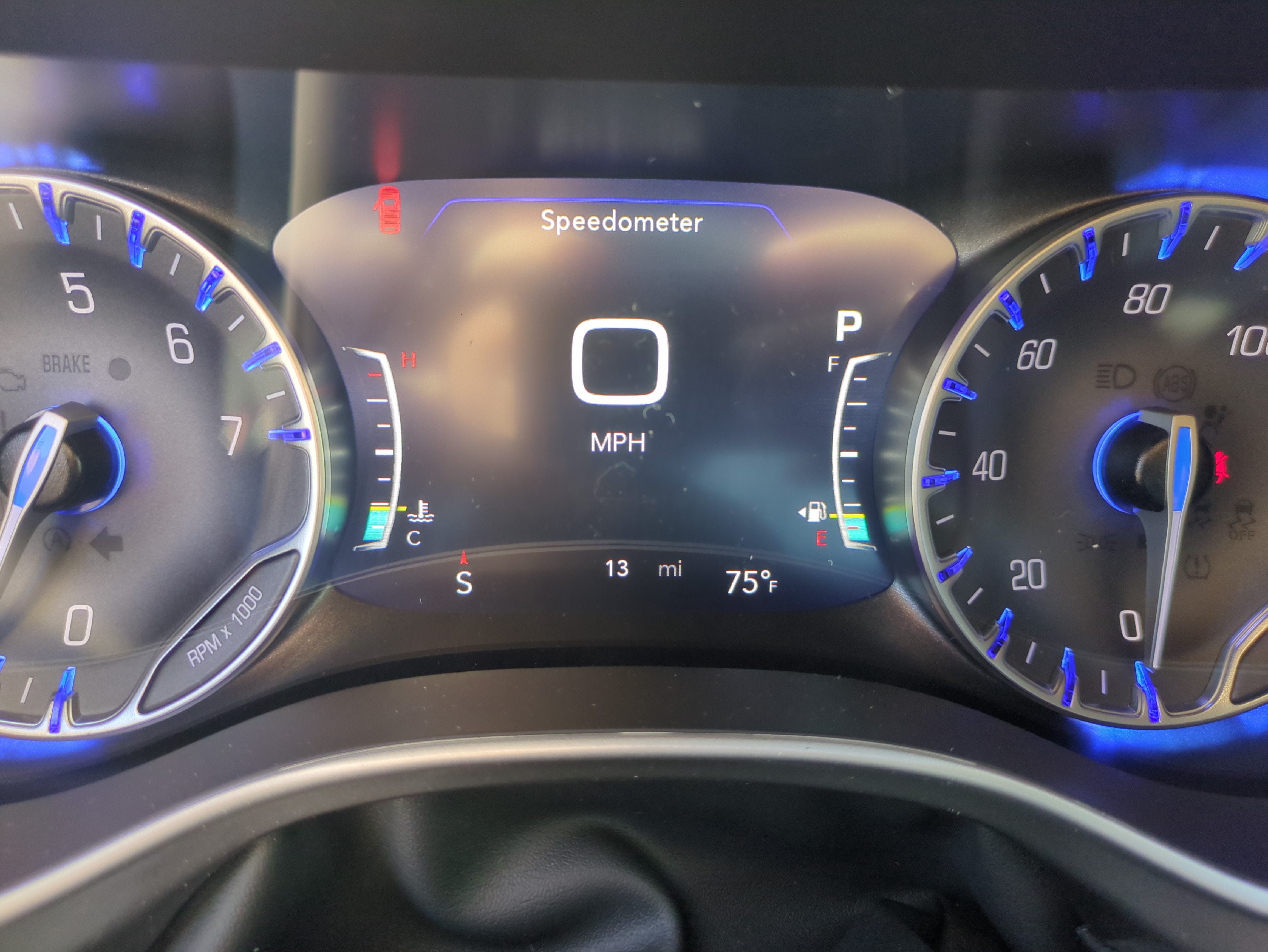 2027 Chrysler Pacifica PACIFICA SELECT