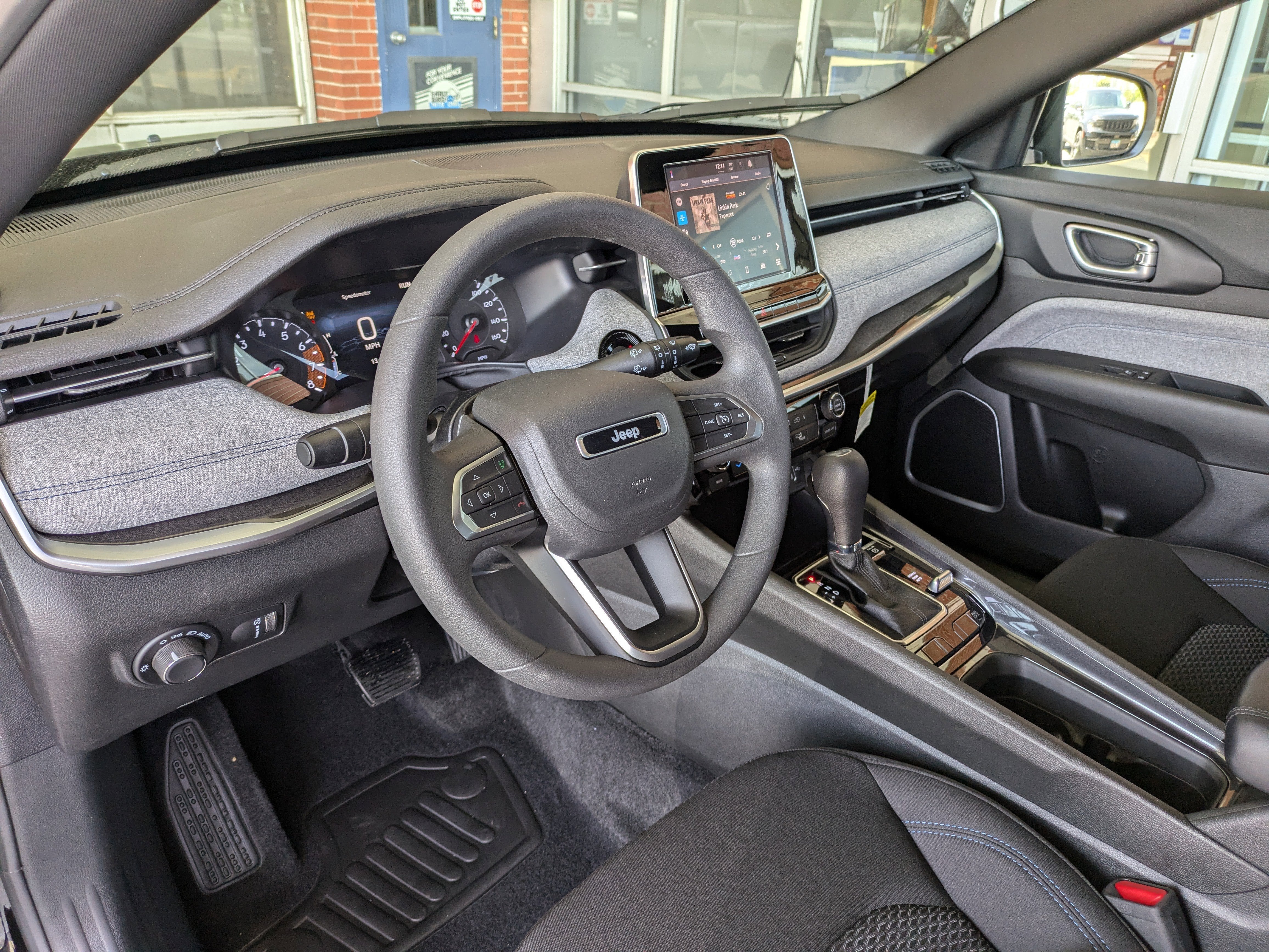 2025 Jeep Compass COMPASS SPORT 4X4