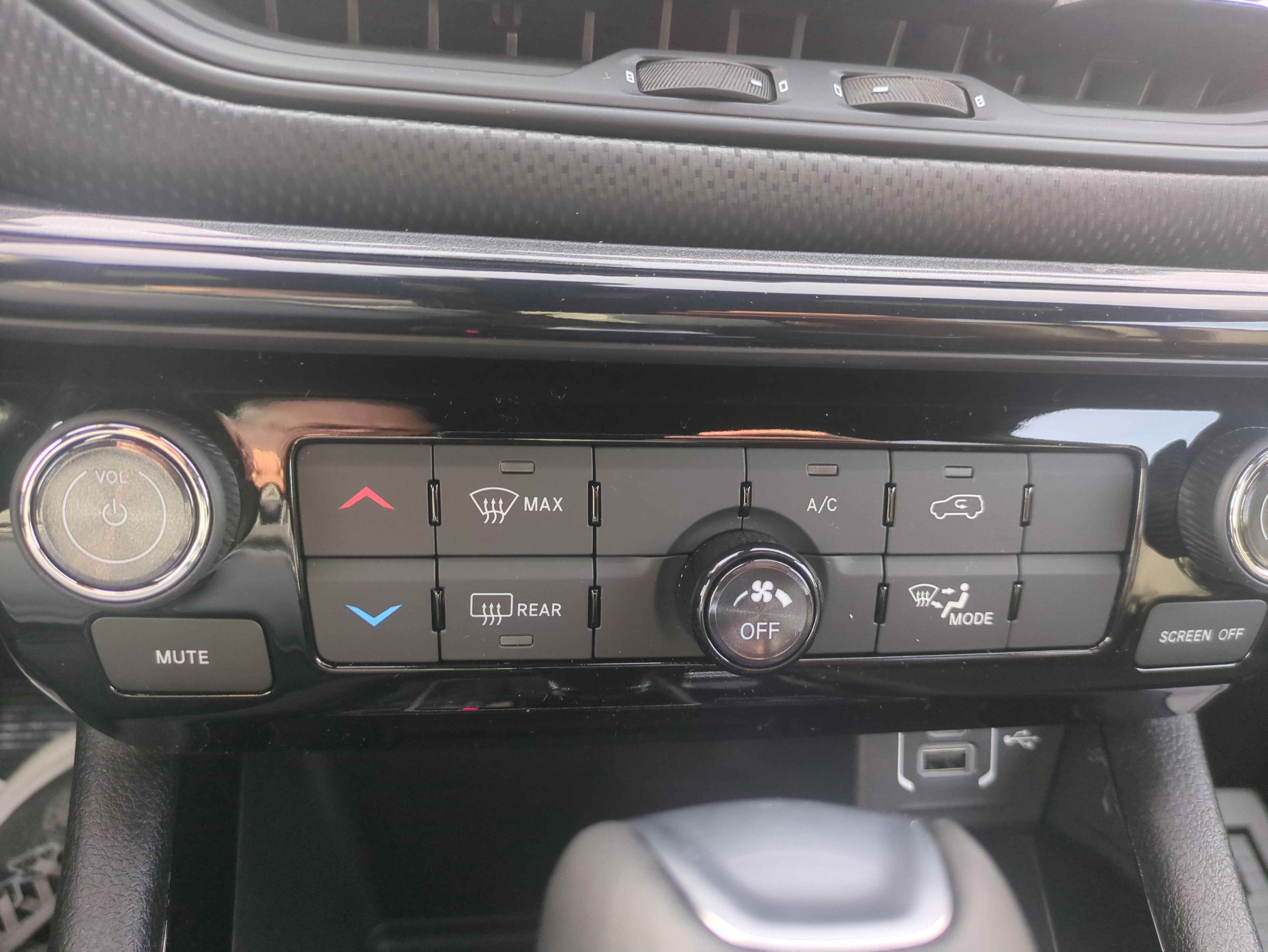 2026 Jeep Compass COMPASS LATITUDE 4X4