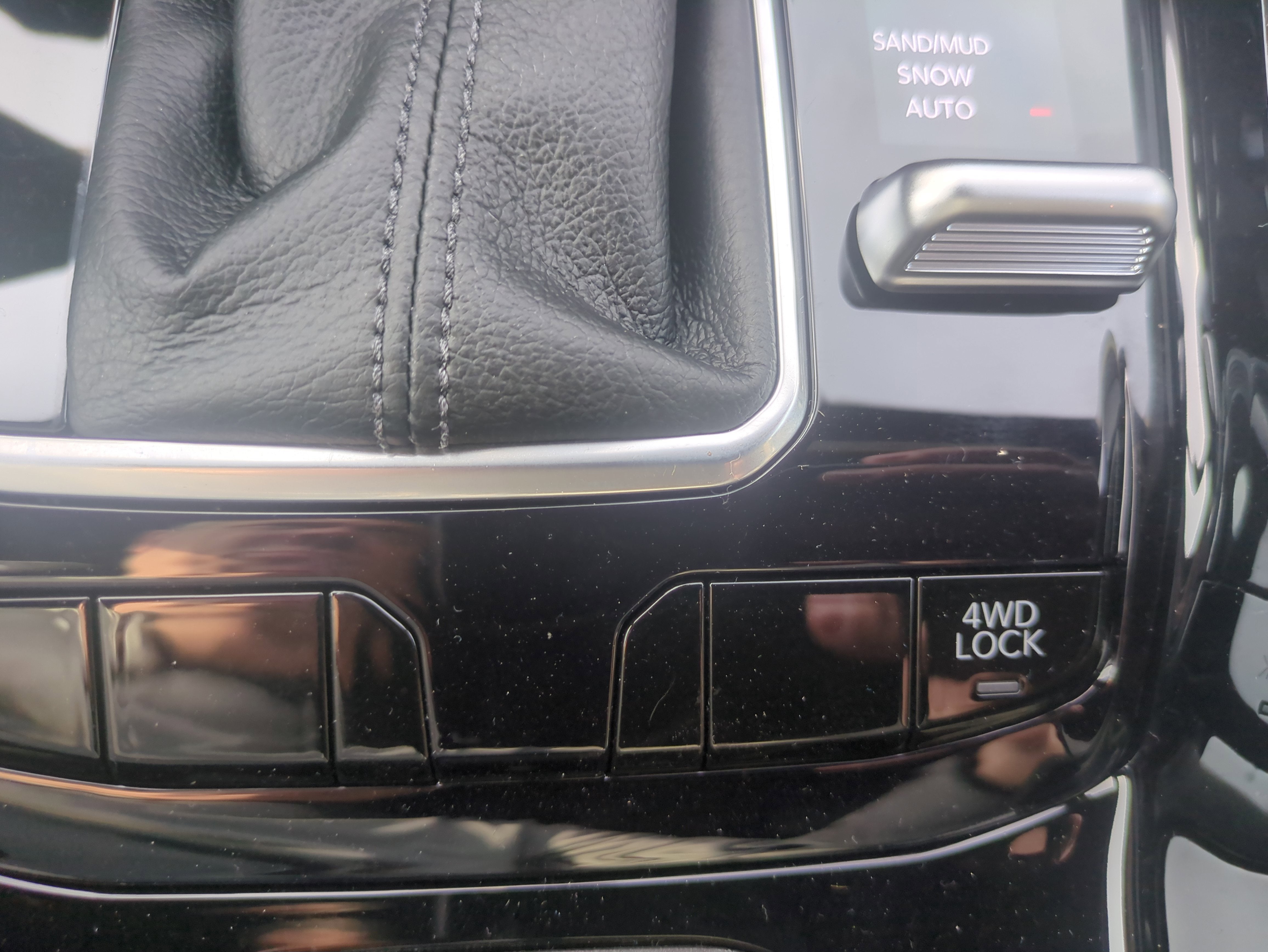 2026 Jeep Compass COMPASS LATITUDE 4X4