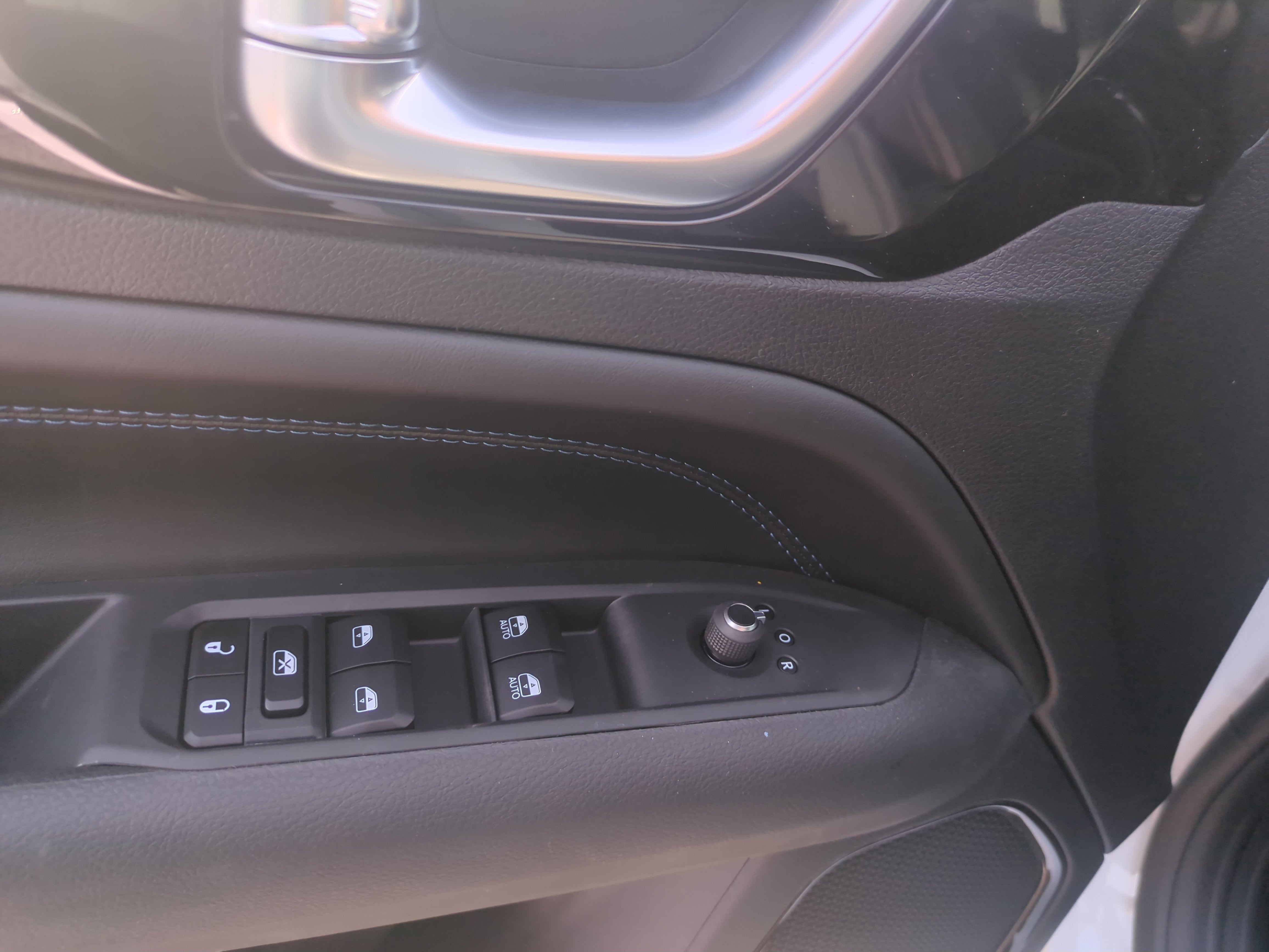 2026 Jeep Compass COMPASS LATITUDE 4X4