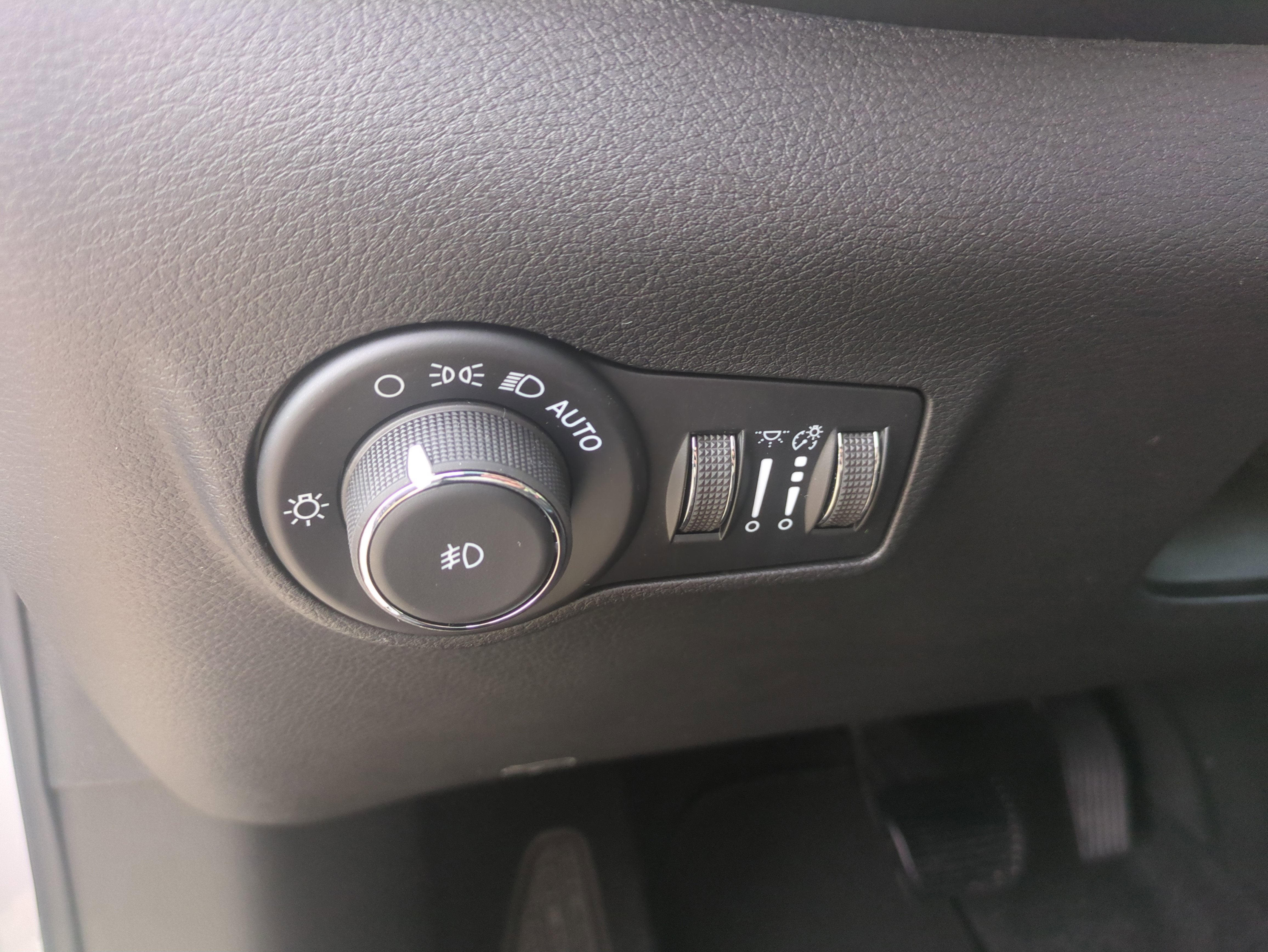 2026 Jeep Compass COMPASS LATITUDE 4X4