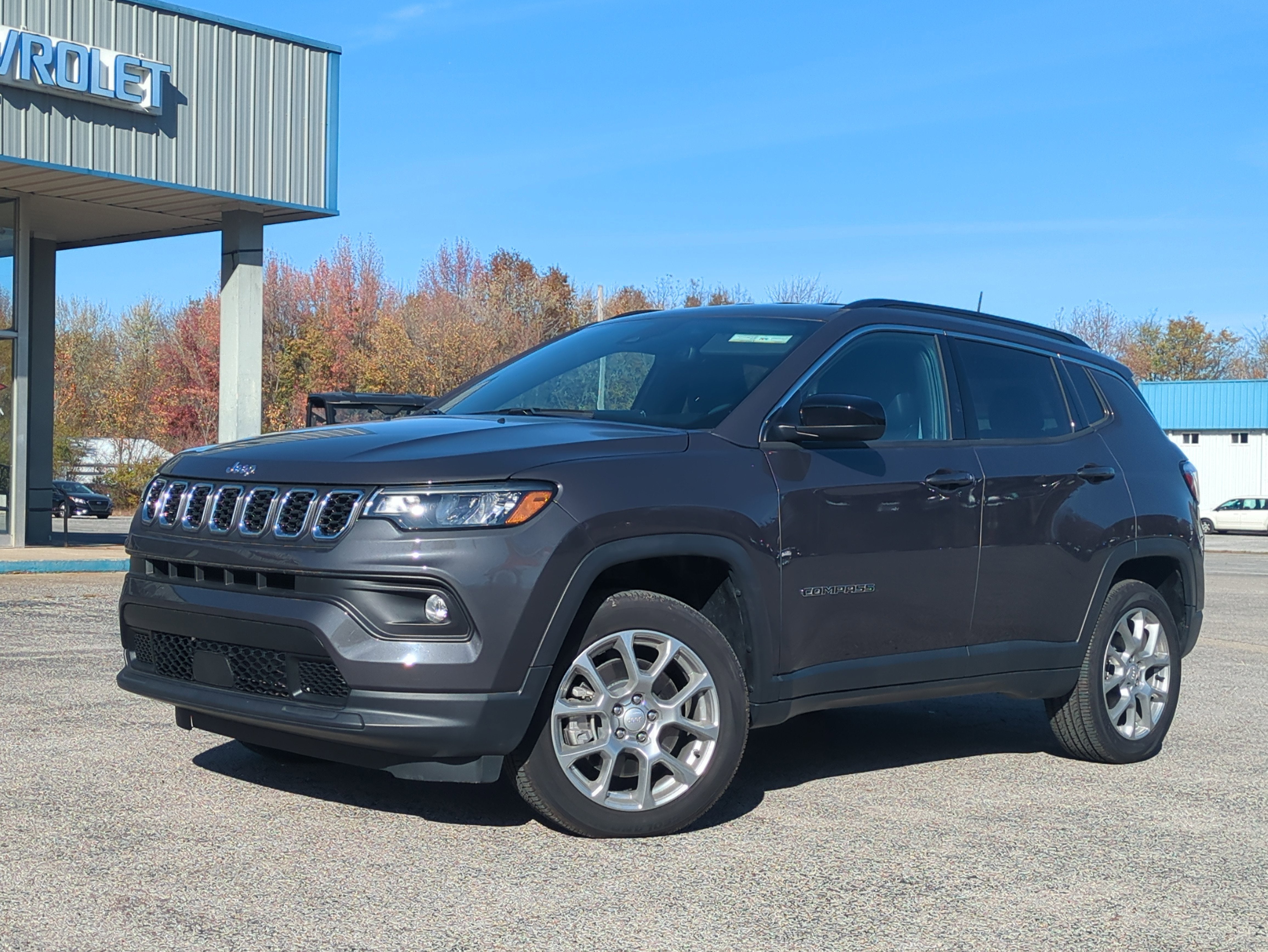 2024 Jeep Compass Latitude Lux FWD
