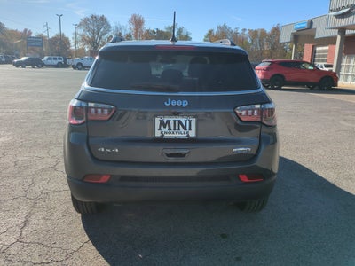 2024 Jeep Compass Latitude Lux FWD