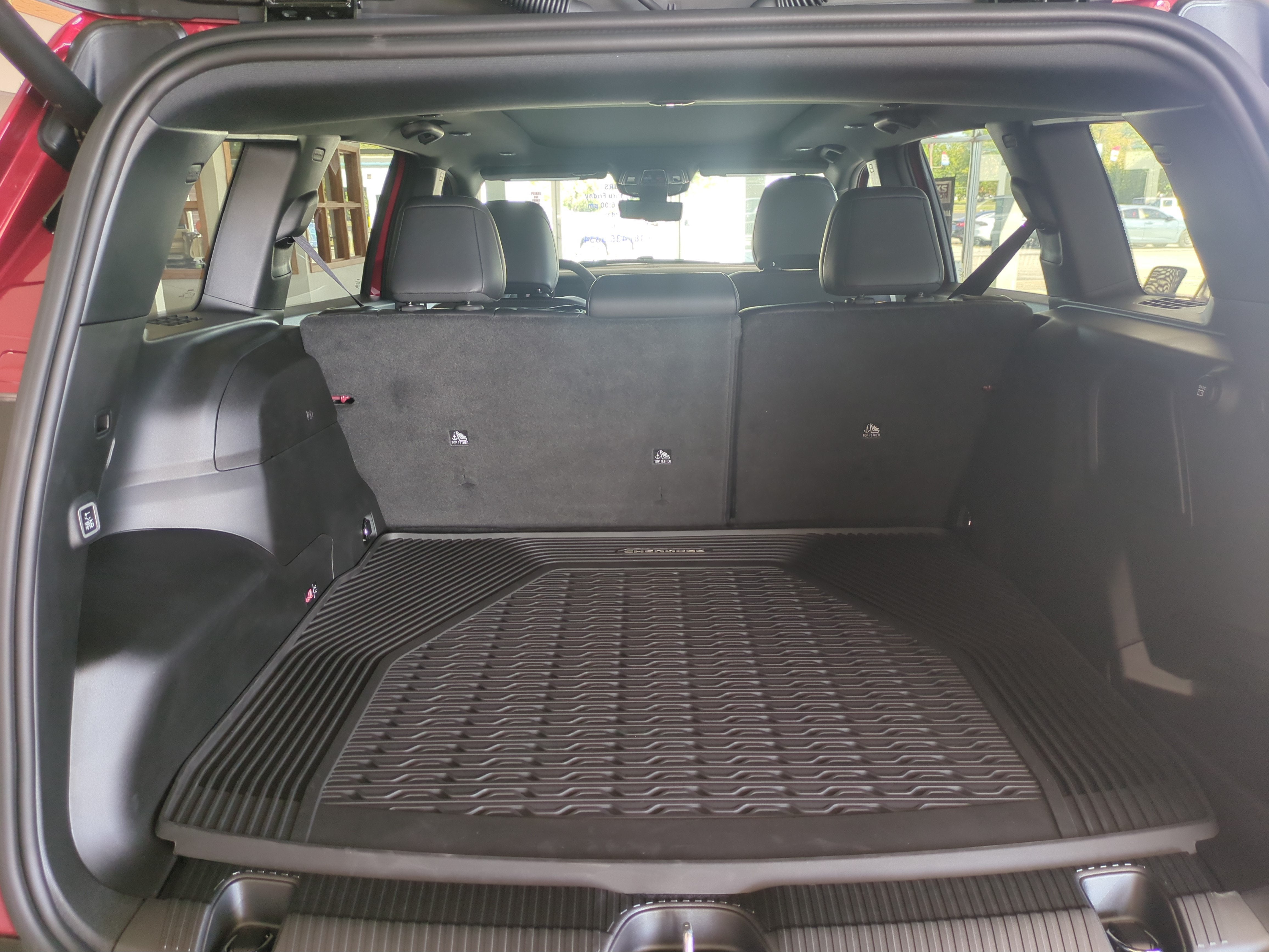 2026 Jeep Cherokee CHEROKEE OVERLAND 4X4