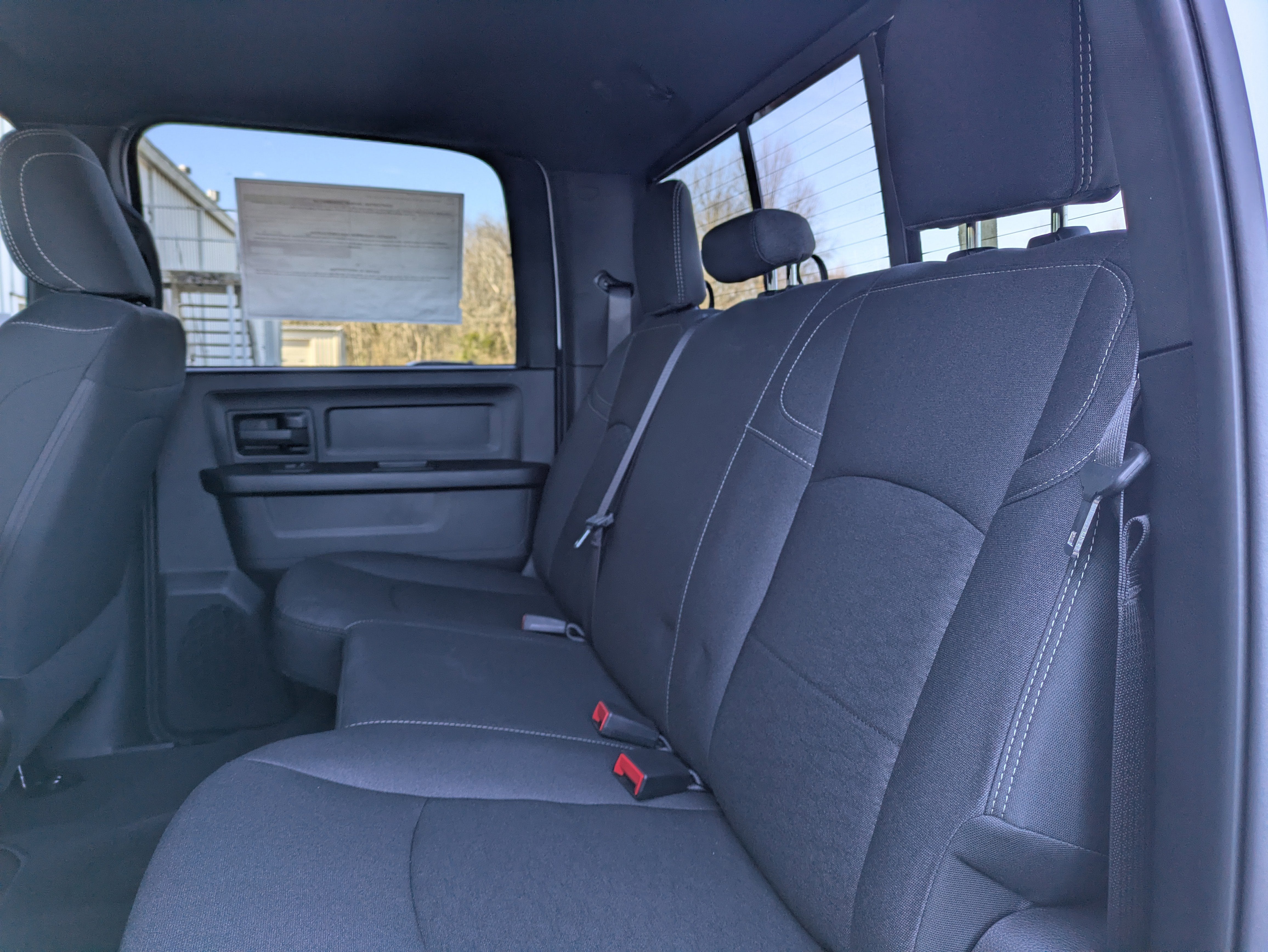 2026 RAM Ram 2500 RAM 2500 BLACK EXPRESS CREW CAB 4X4 6'4' BOX