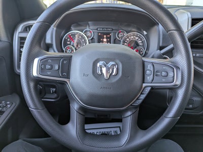 2026 RAM Ram 2500 RAM 2500 BLACK EXPRESS CREW CAB 4X4 6'4' BOX