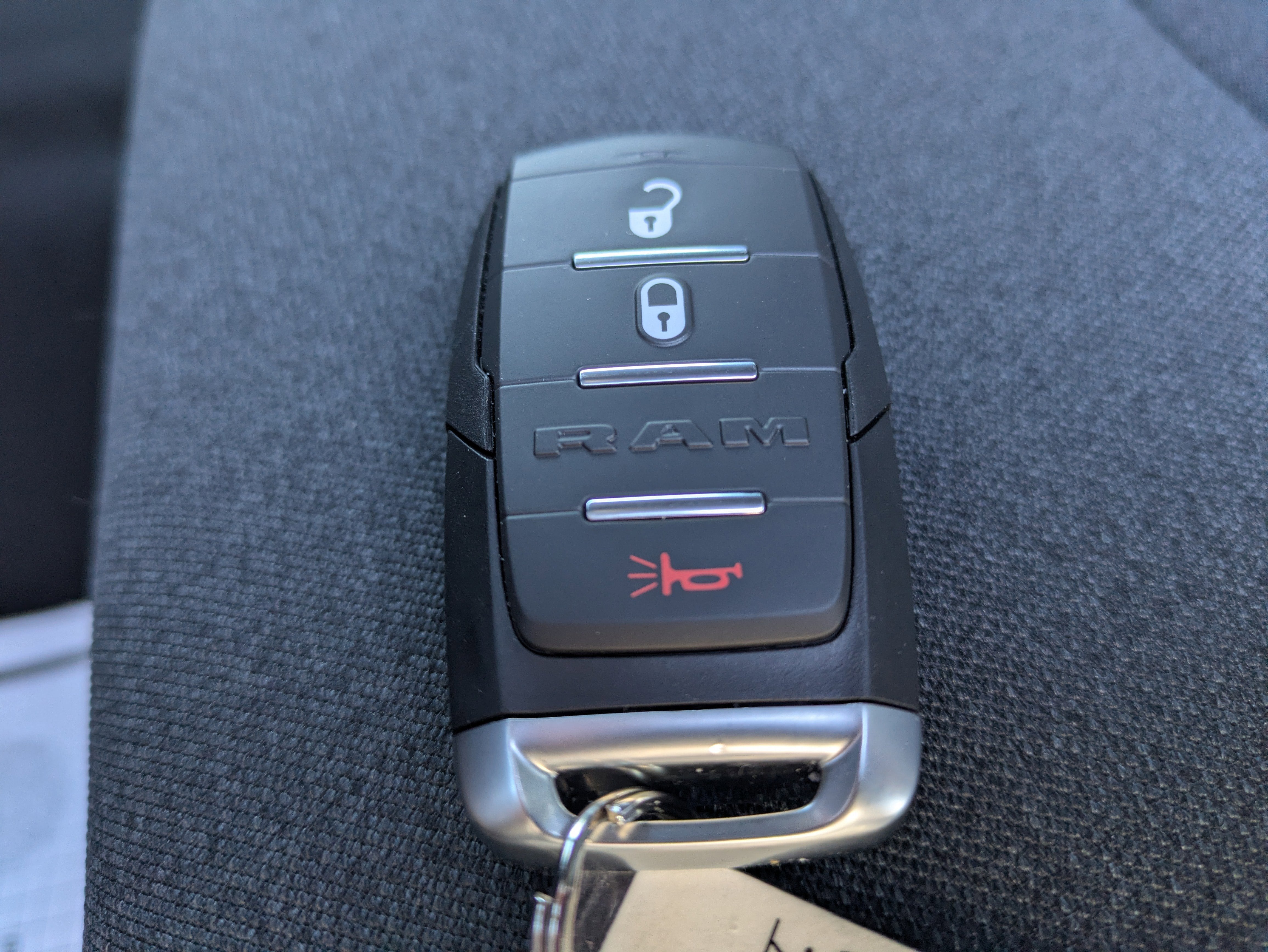 2026 RAM Ram 2500 RAM 2500 BLACK EXPRESS CREW CAB 4X4 6'4' BOX