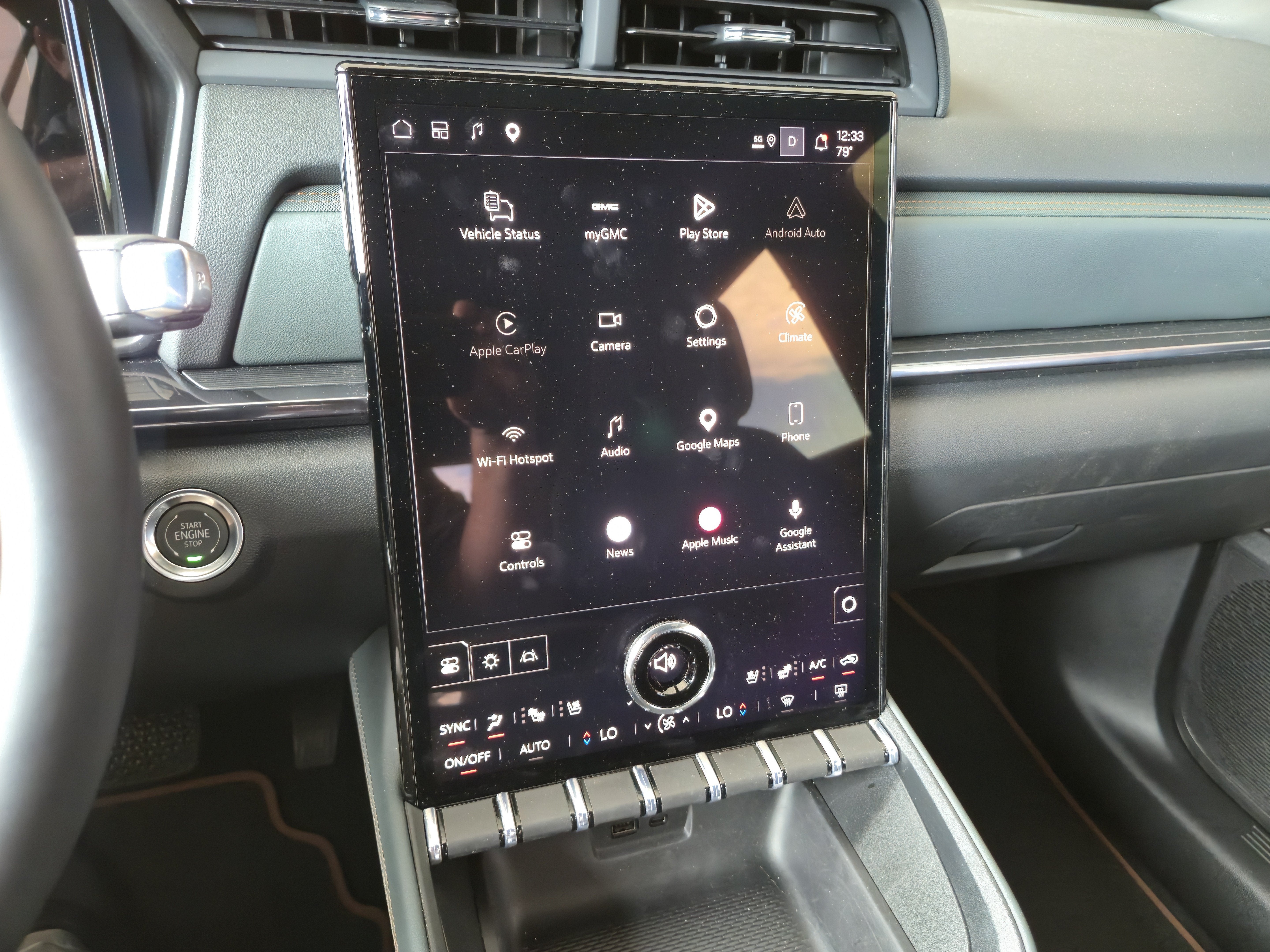 2026 GMC Terrain AWD AT4
