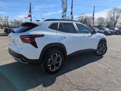 2025 Chevrolet Trax FWD LT