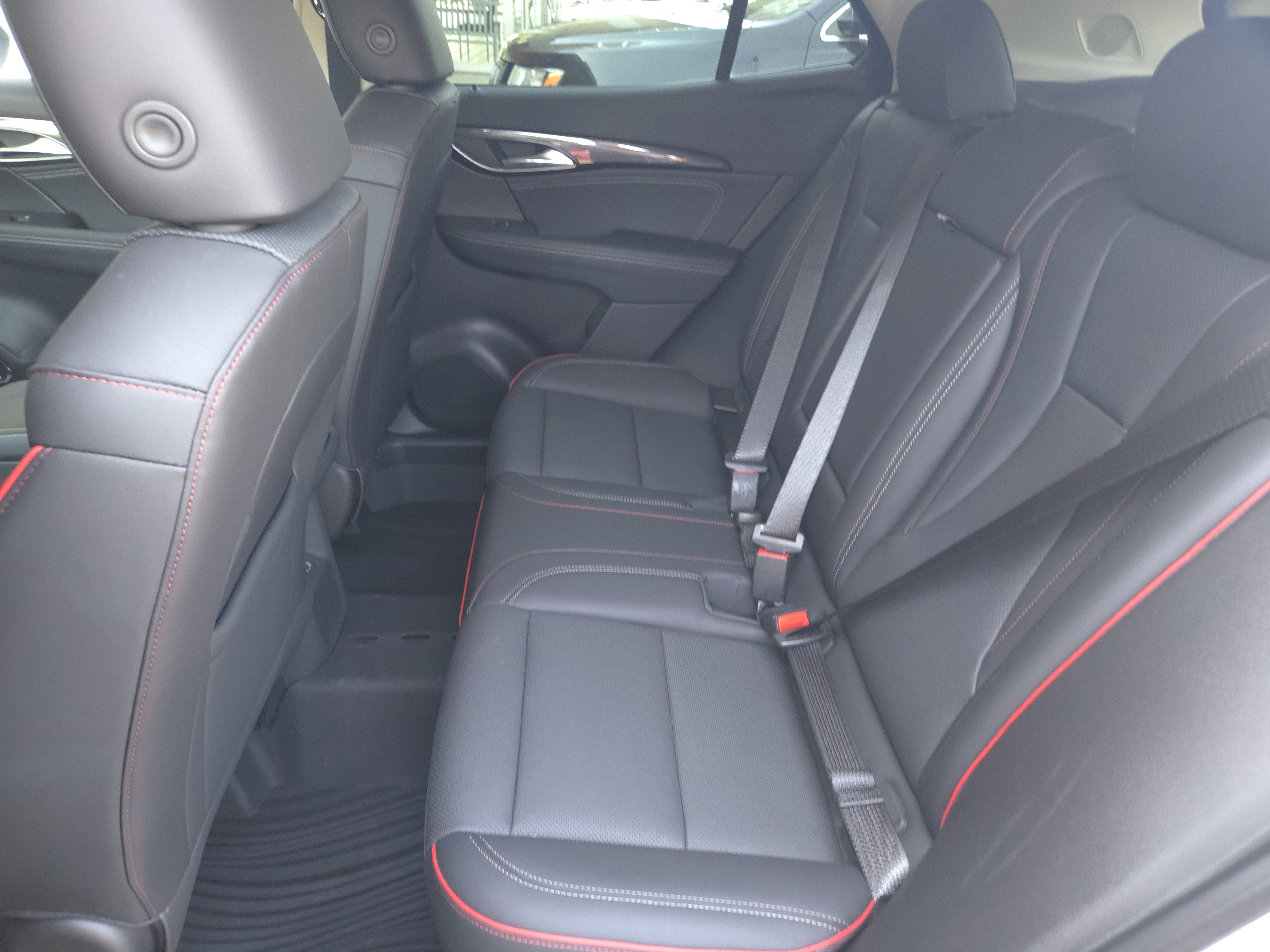 2023 Buick Envision Essence AWD