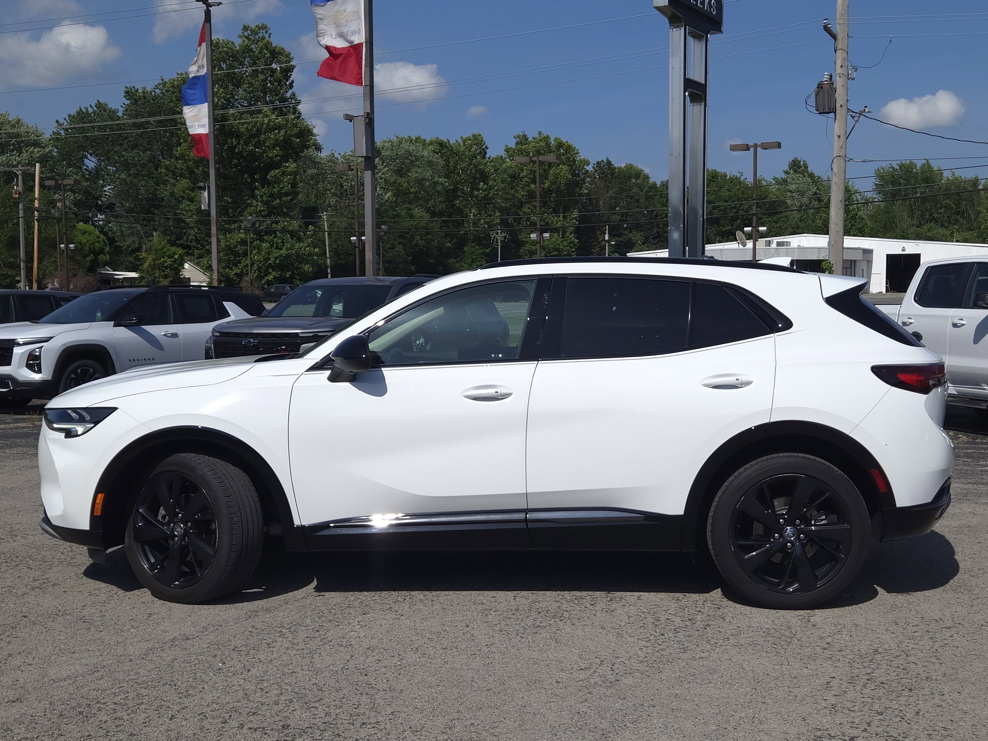 2023 Buick Envision Essence AWD