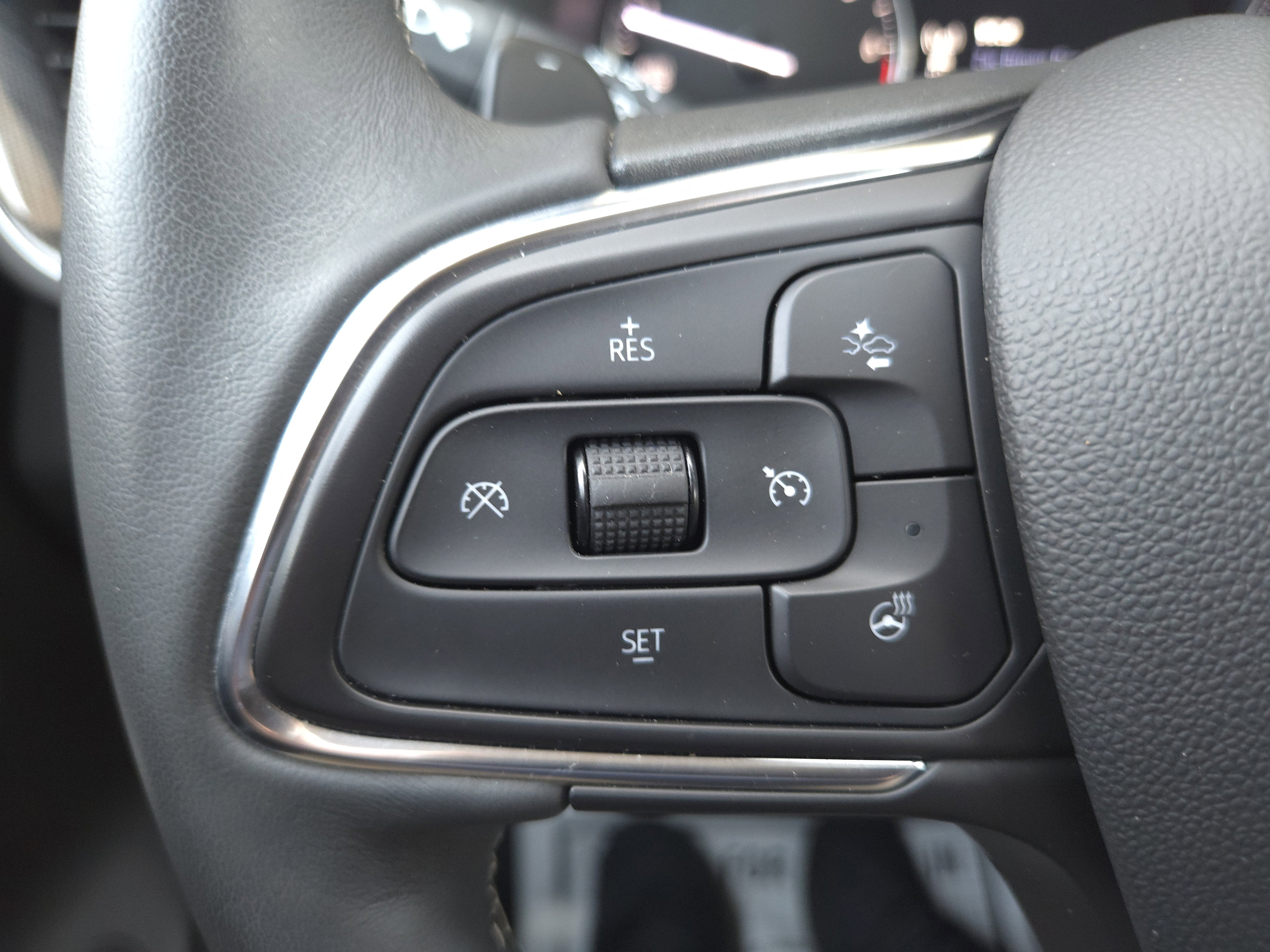 2023 Buick Envision Essence AWD