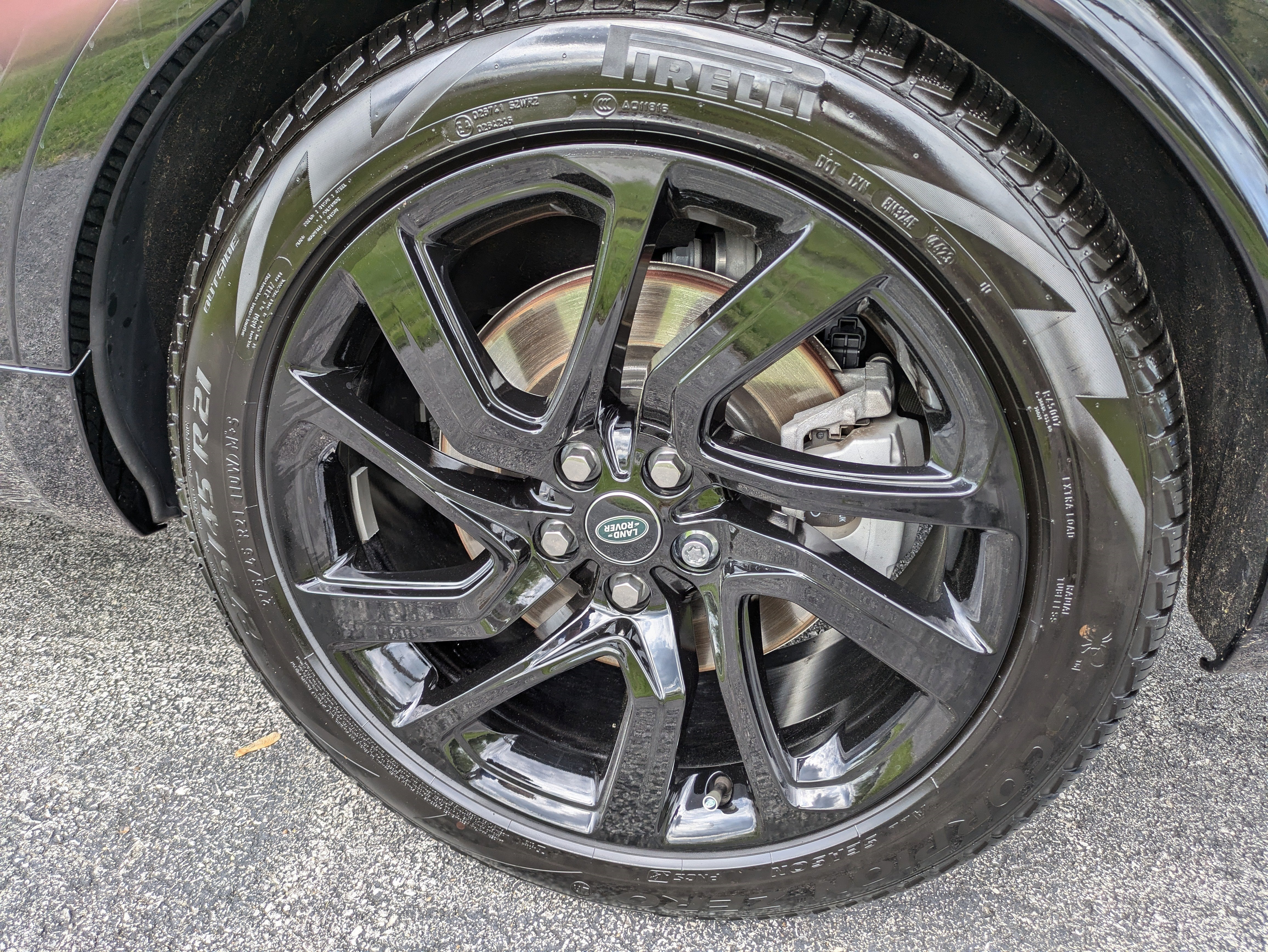 2024 Land Rover Discovery P360 Dynamic SE