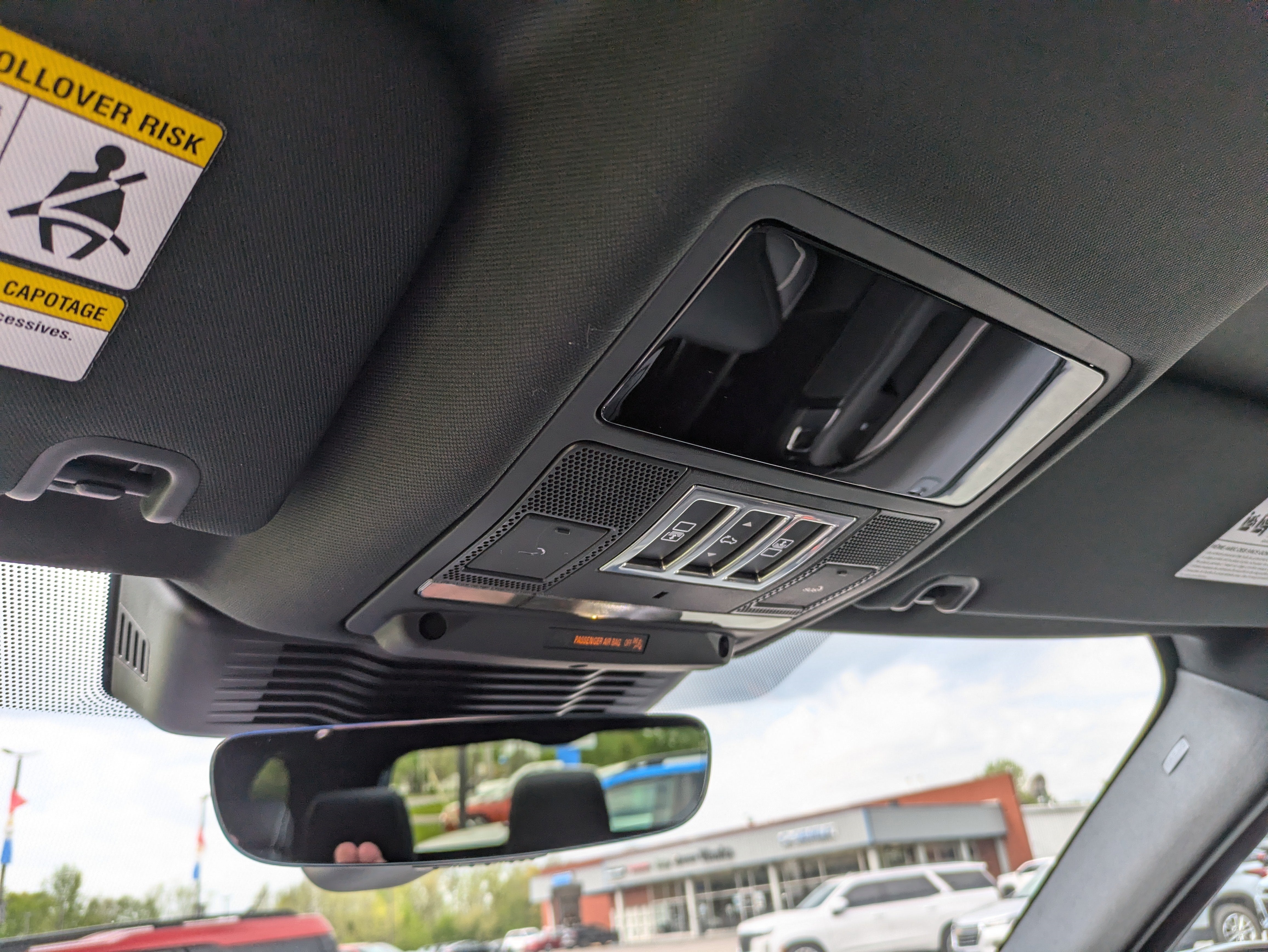 2024 Land Rover Discovery P360 Dynamic SE