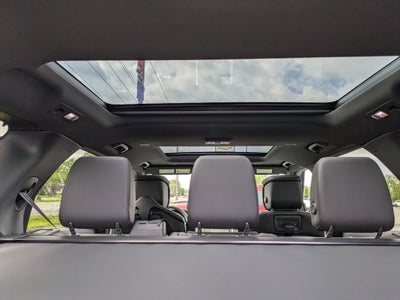 2024 Land Rover Discovery P360 Dynamic SE