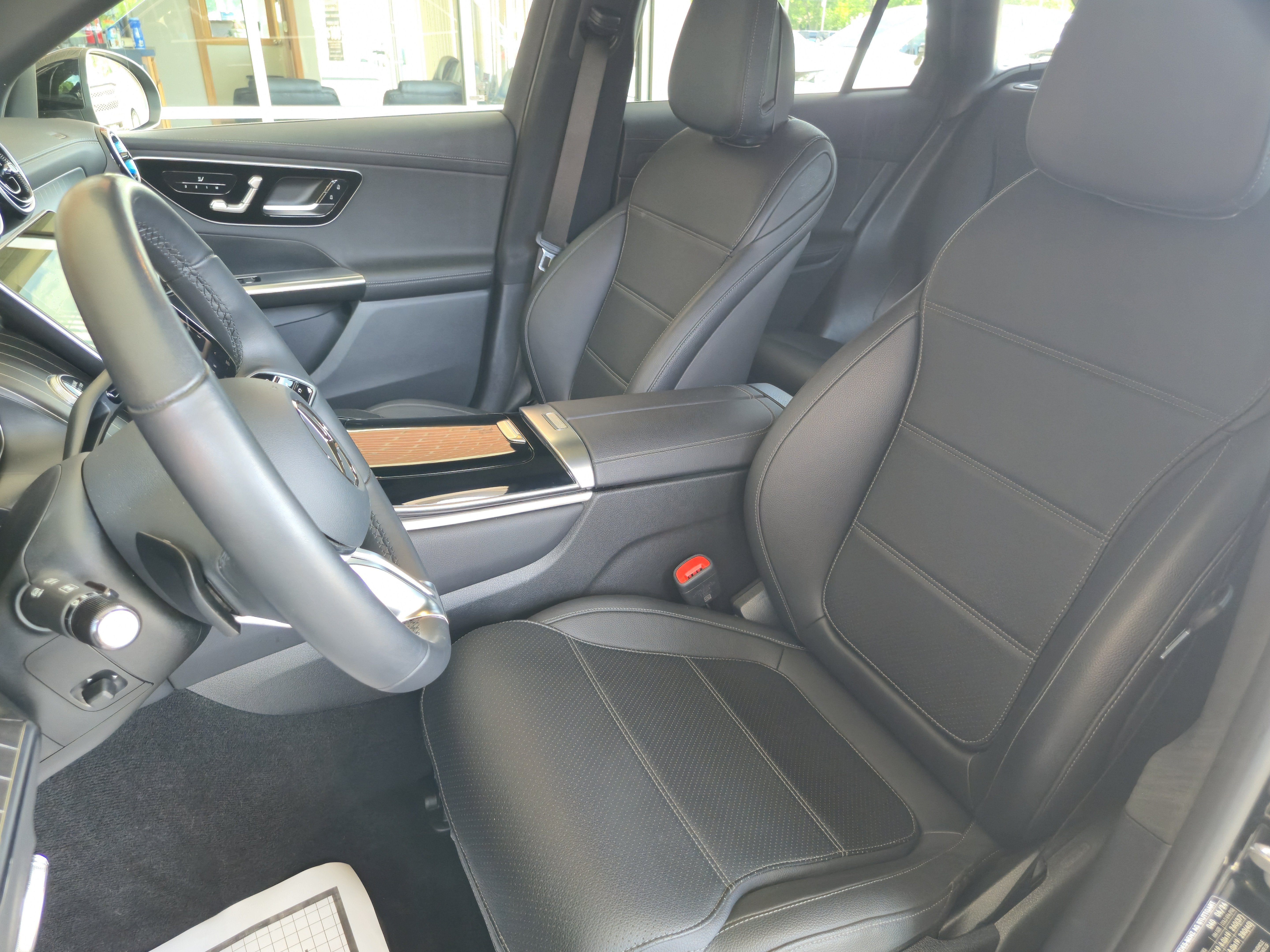 2024 Mercedes-Benz GLC 300 4MATIC® SUV